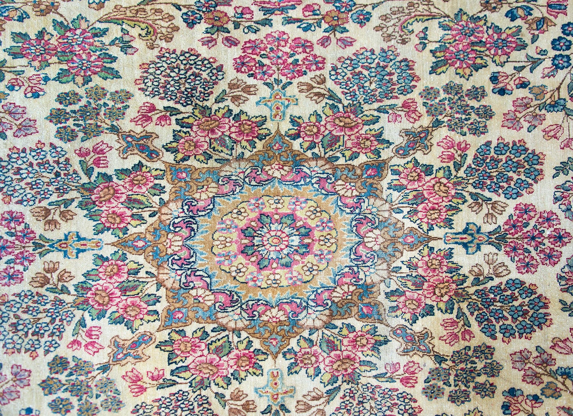 Early 20th Century Persian Kirman Rug For Sale