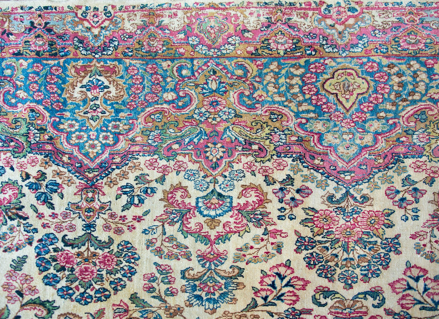 Early 20th Century Persian Kirman Rug For Sale