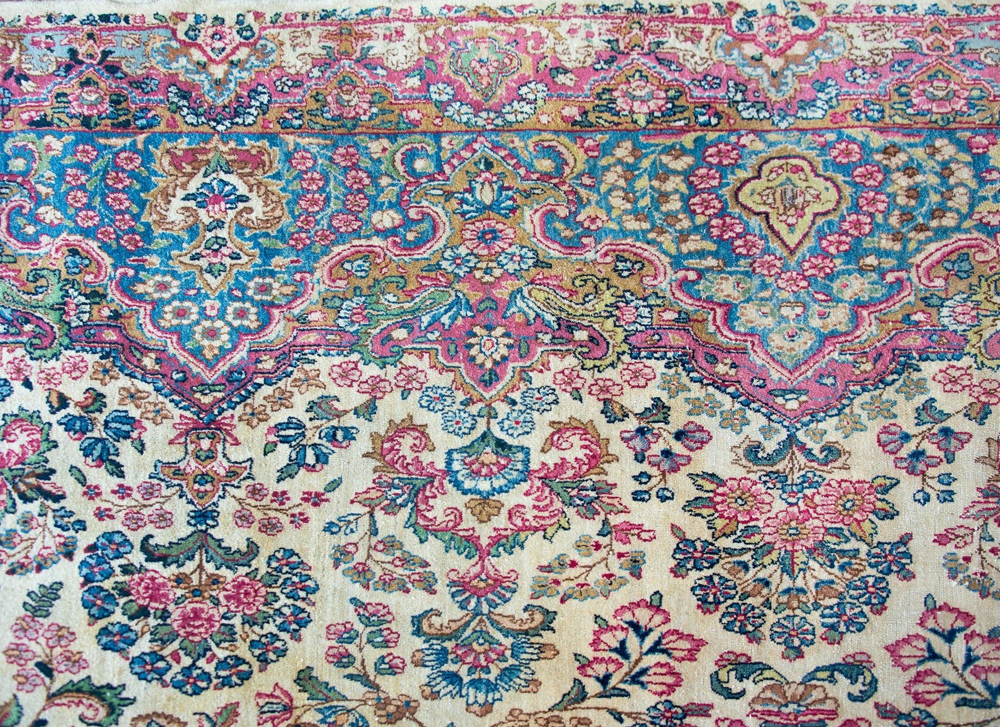 Early 20th Century Persian Kirman Rug For Sale