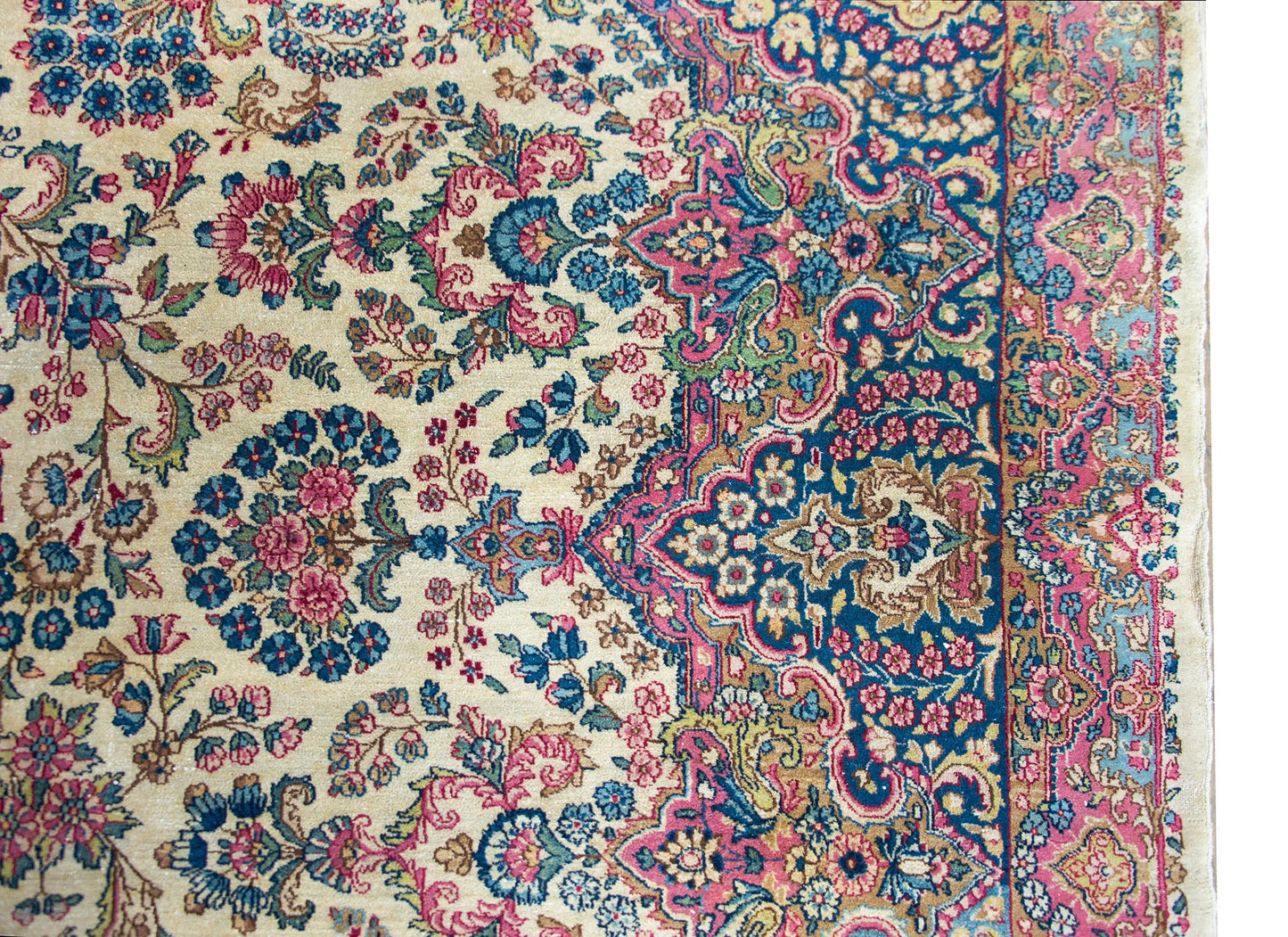 Early 20th Century Persian Kirman Rug For Sale