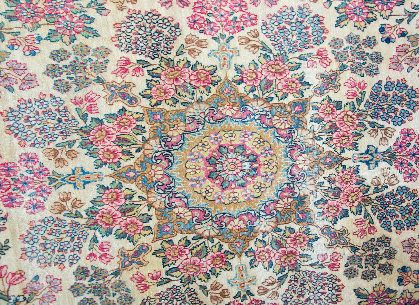 Early 20th Century Persian Kirman Rug For Sale