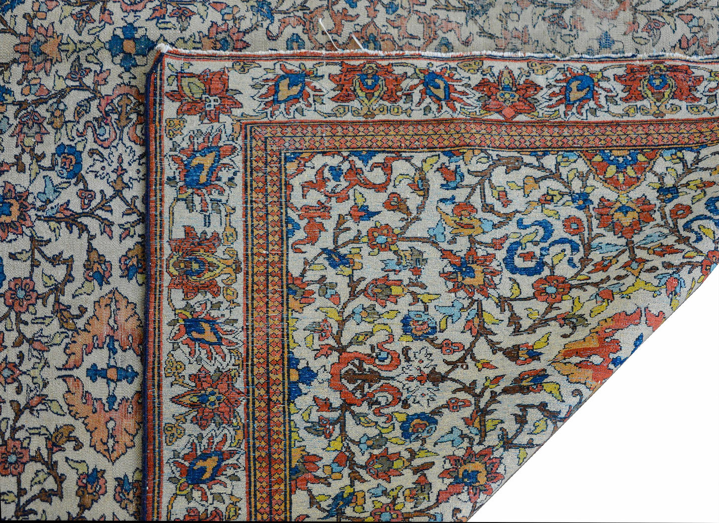 Early 20th Century Persian Bakhtiari Rug For Sale