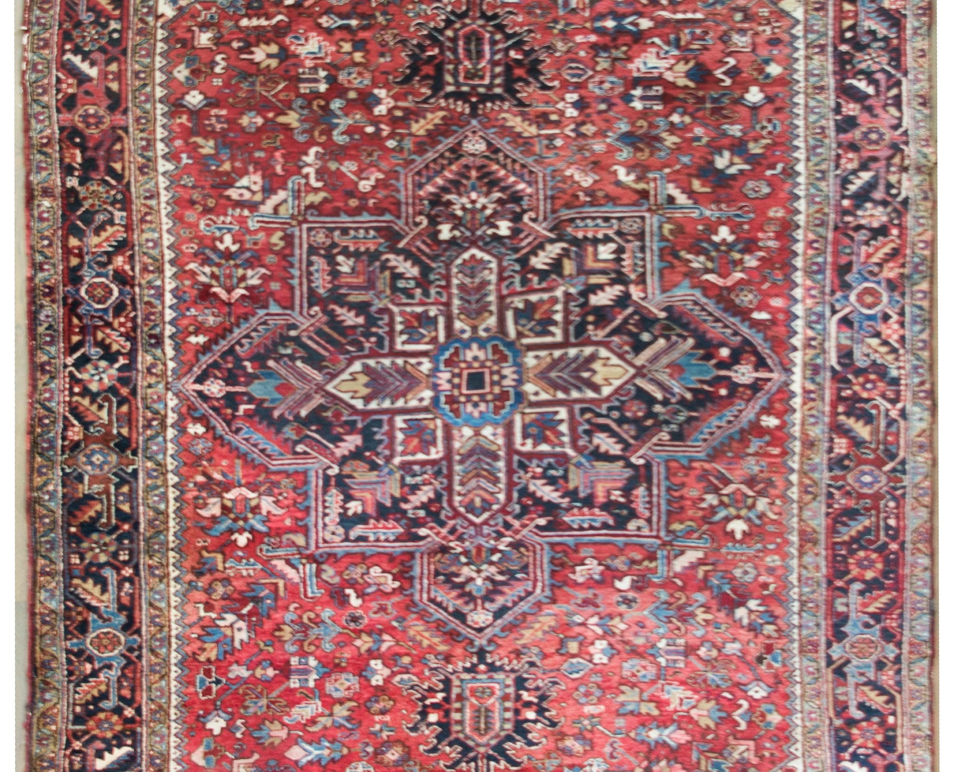 Early 20th Century Persian Heriz Rug For Sale