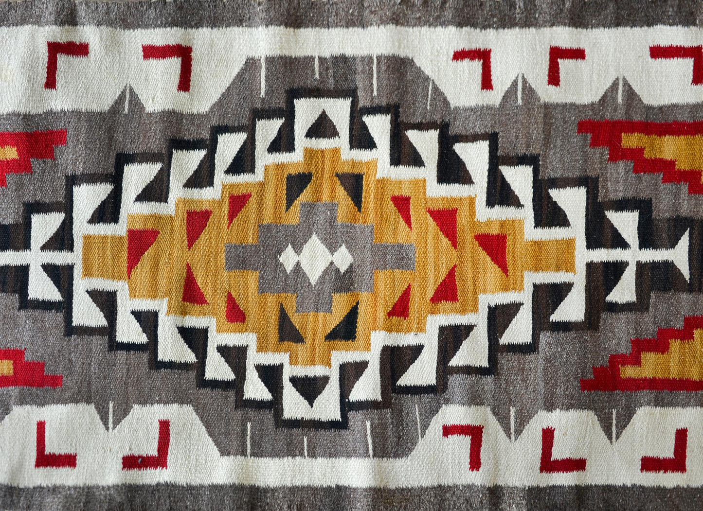 Early 20th Century Navajo Rug For Sale