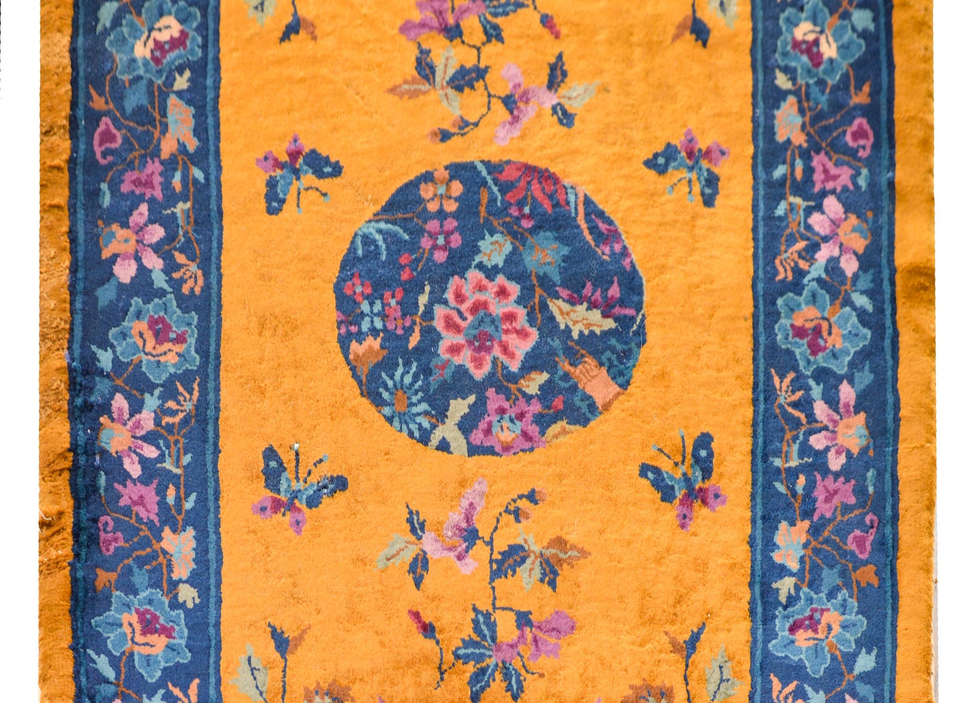 Early 20th Century Chinese Art Deco Rug For Sale