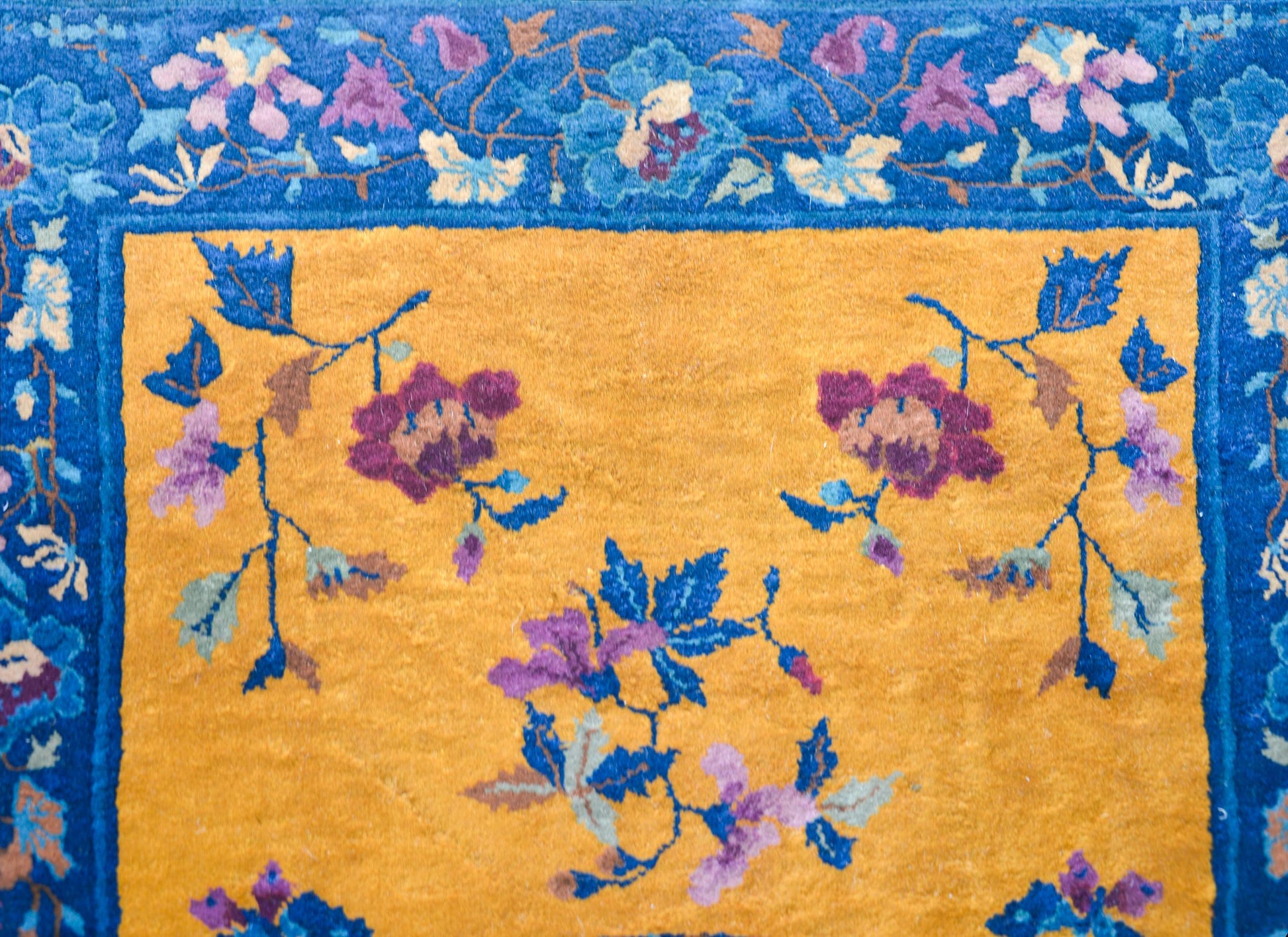 Early 20th Century Chinese Art Deco Rug For Sale