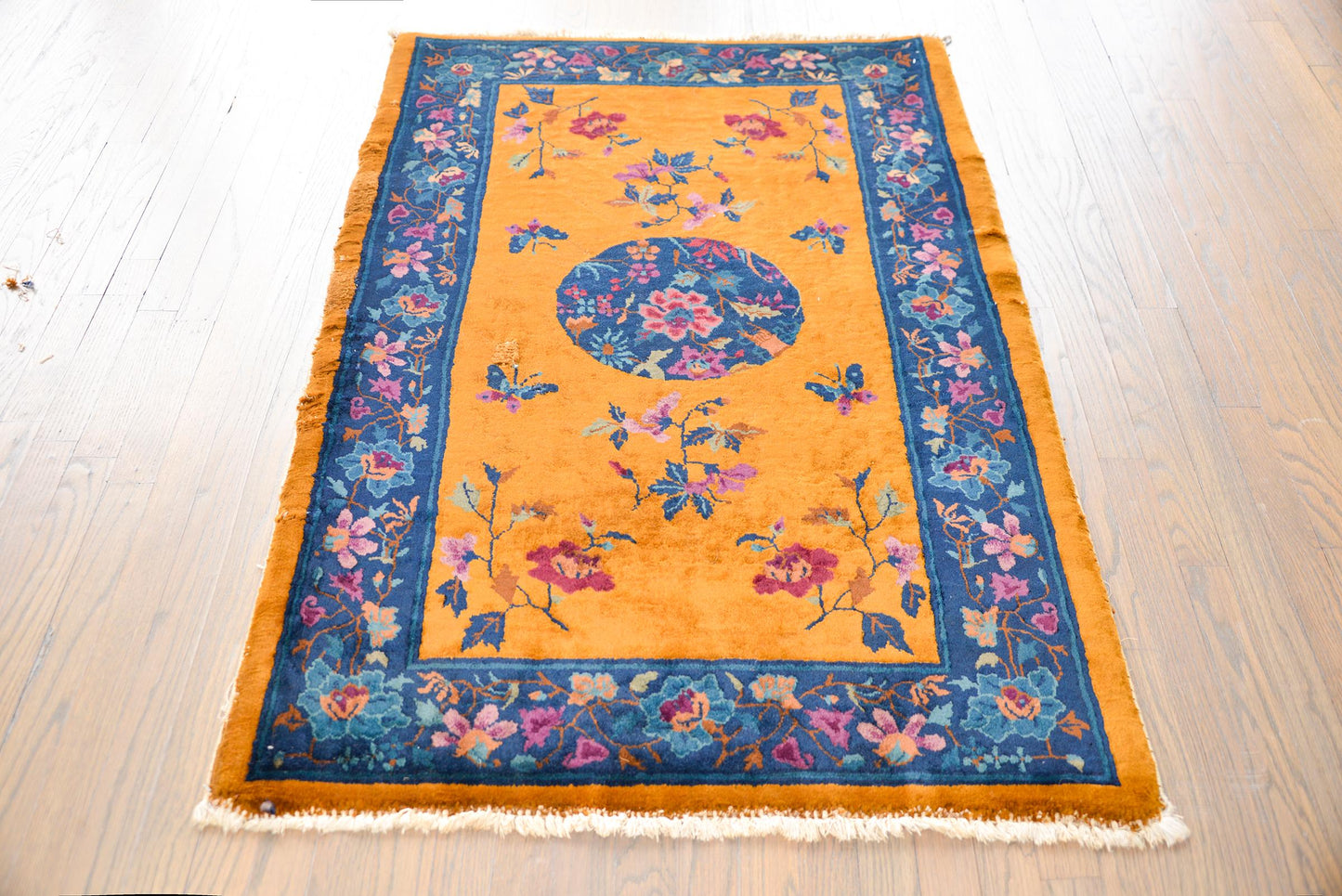 Early 20th Century Chinese Art Deco Rug For Sale