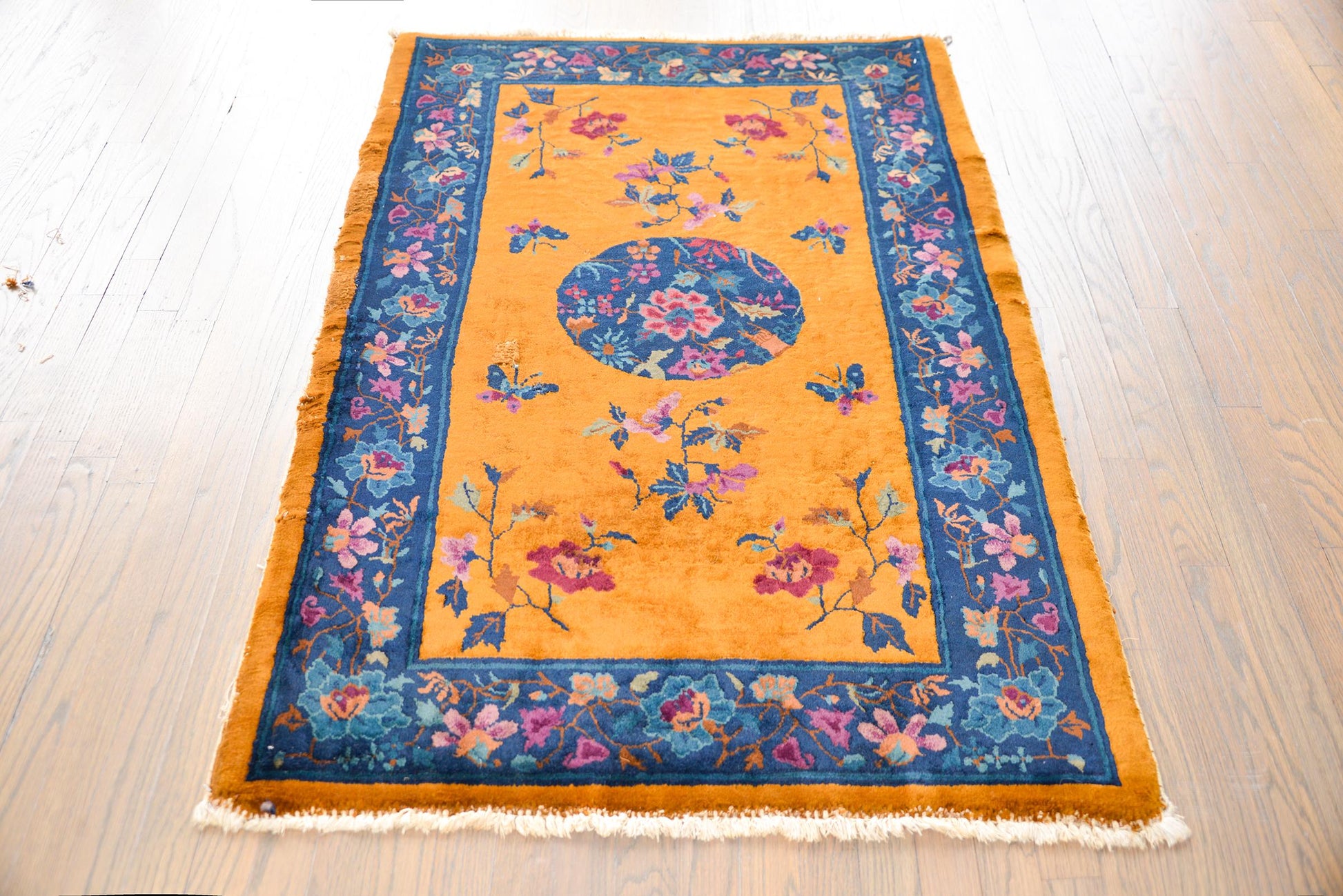 Early 20th Century Chinese Art Deco Rug For Sale