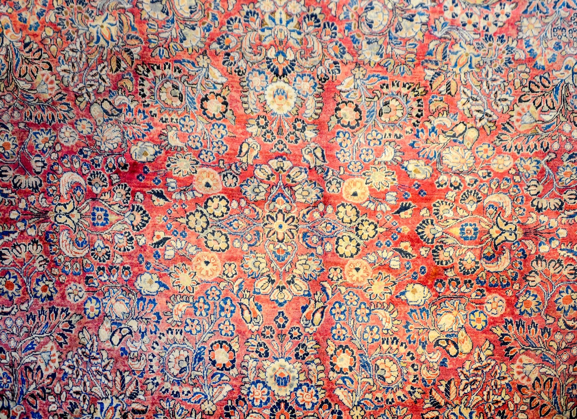 Wonderful Early 20th Century Sarouk Rug For Sale