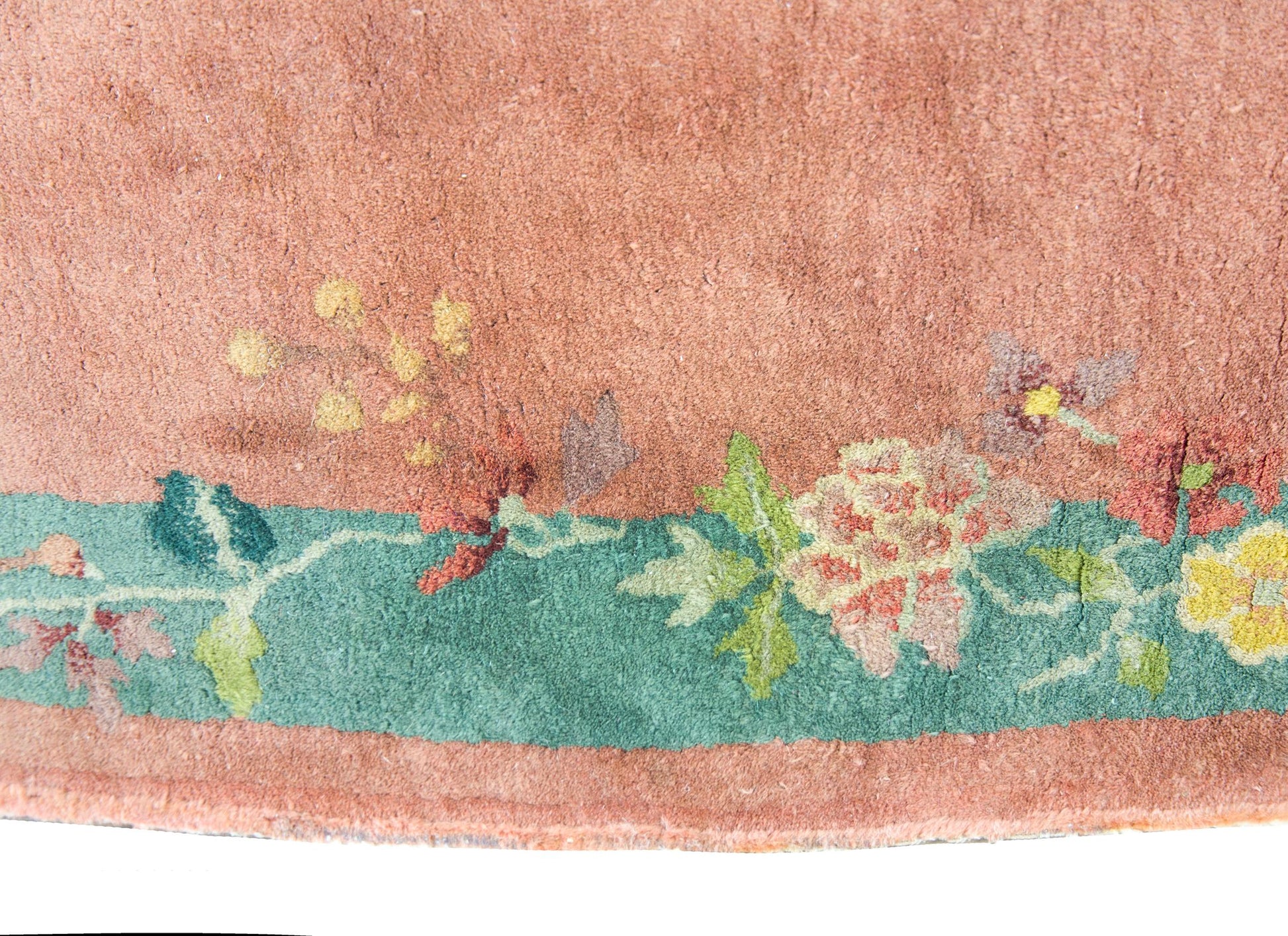 Early 20th Century Chinese Oval Art Deco Rug For Sale