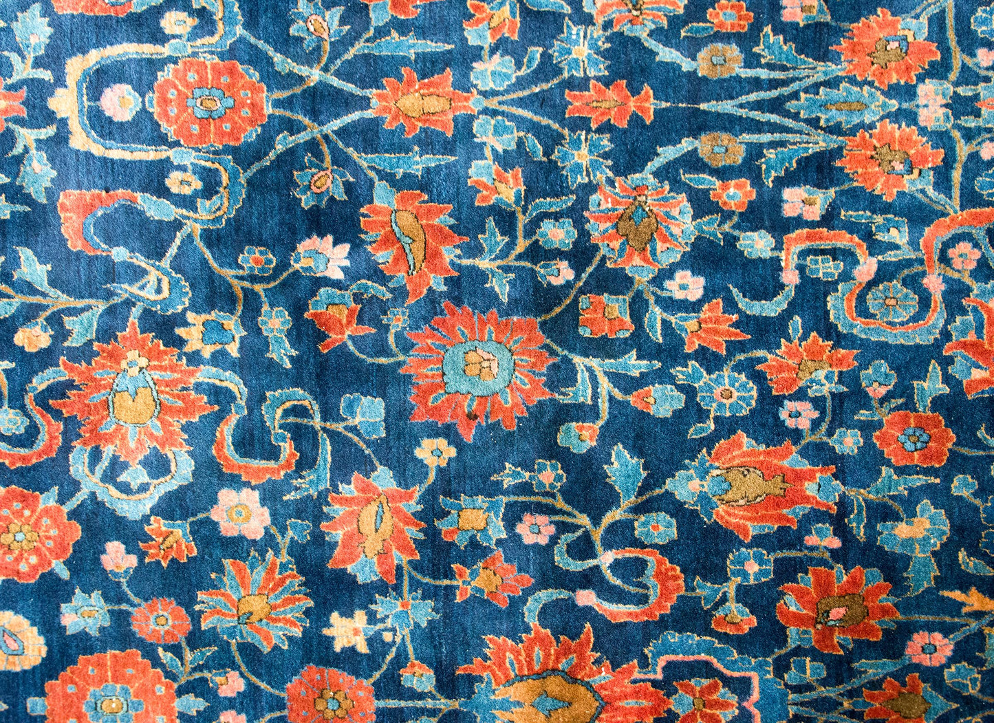 Early 20th Century Persian Kashan Rug For Sale