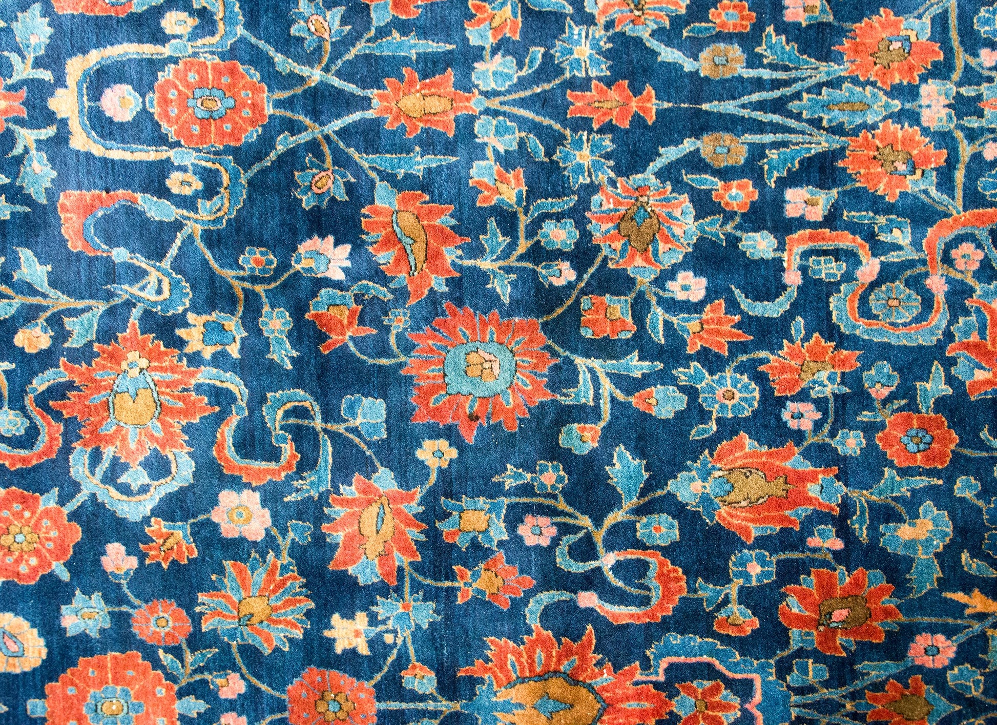 Early 20th Century Persian Kashan Rug For Sale