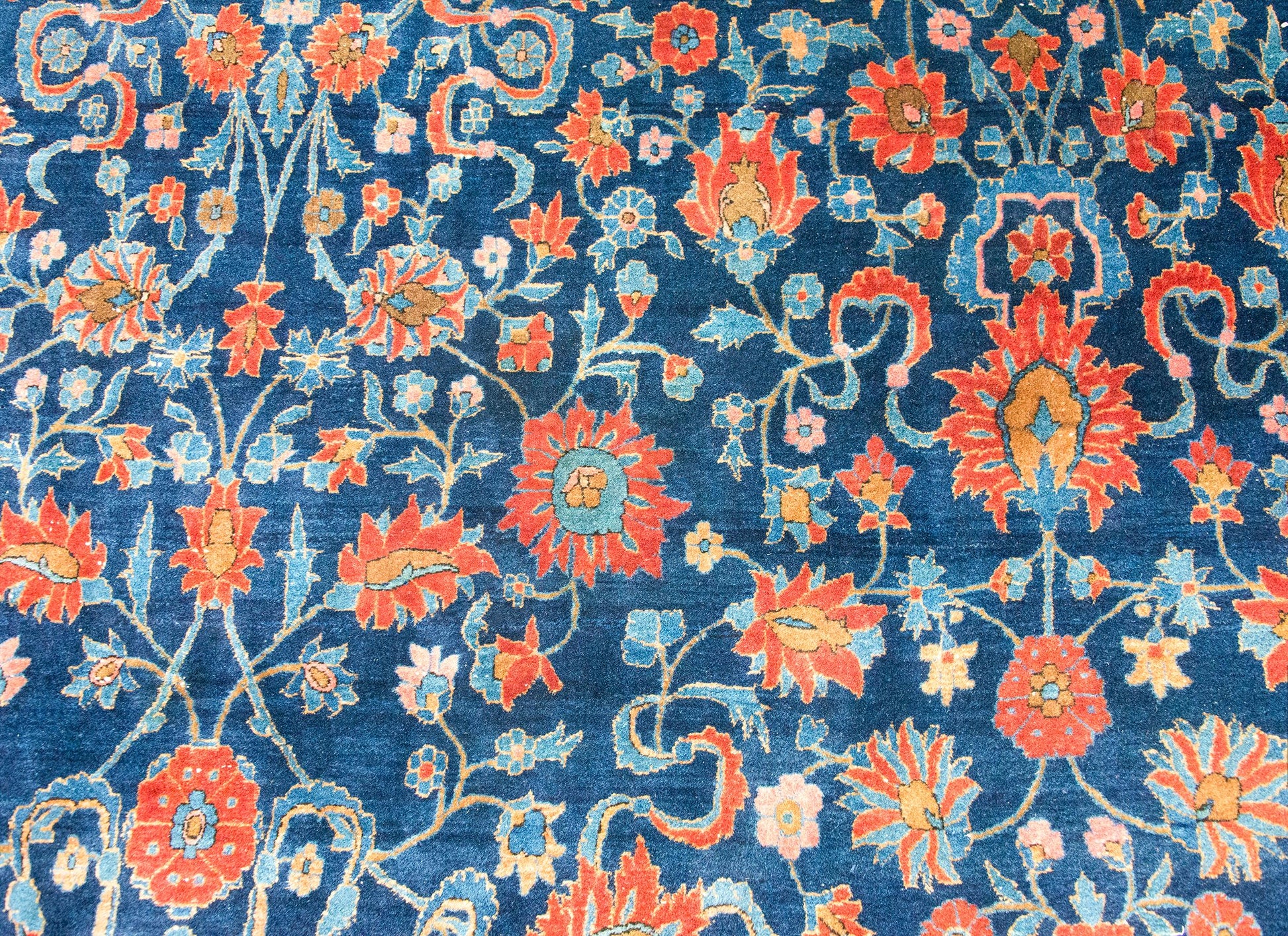 Early 20th Century Persian Kashan Rug For Sale