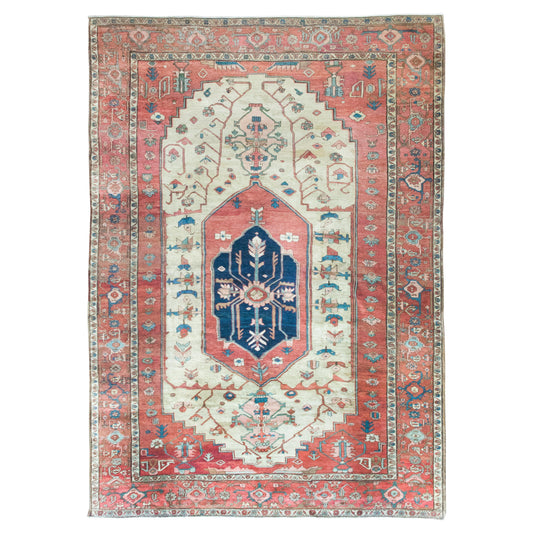 Late 19th Century Persian Serapi Rug For Sale