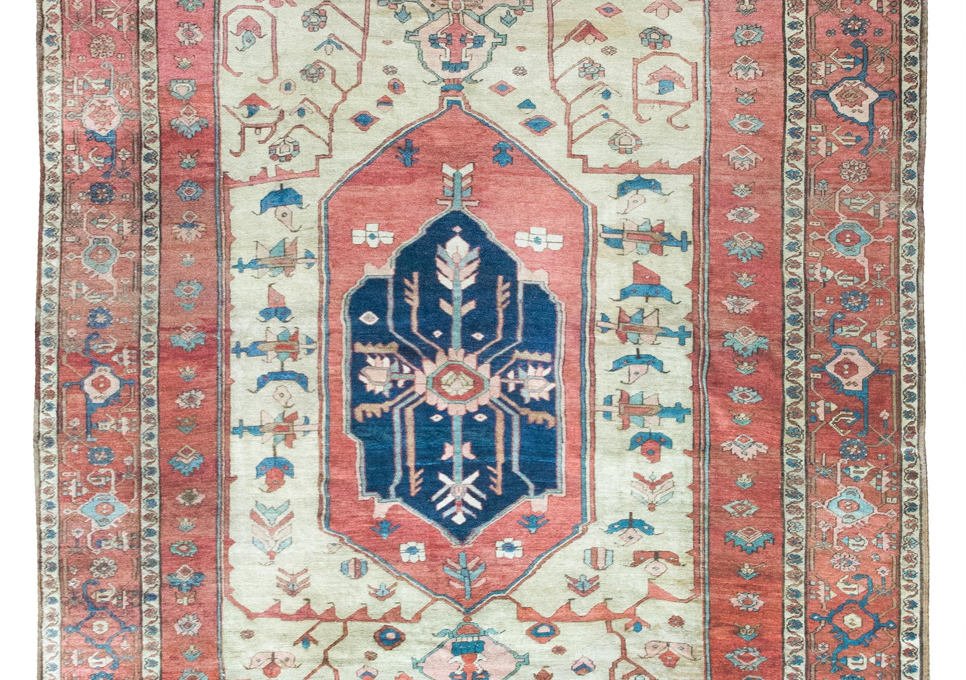 Late 19th Century Persian Serapi Rug For Sale
