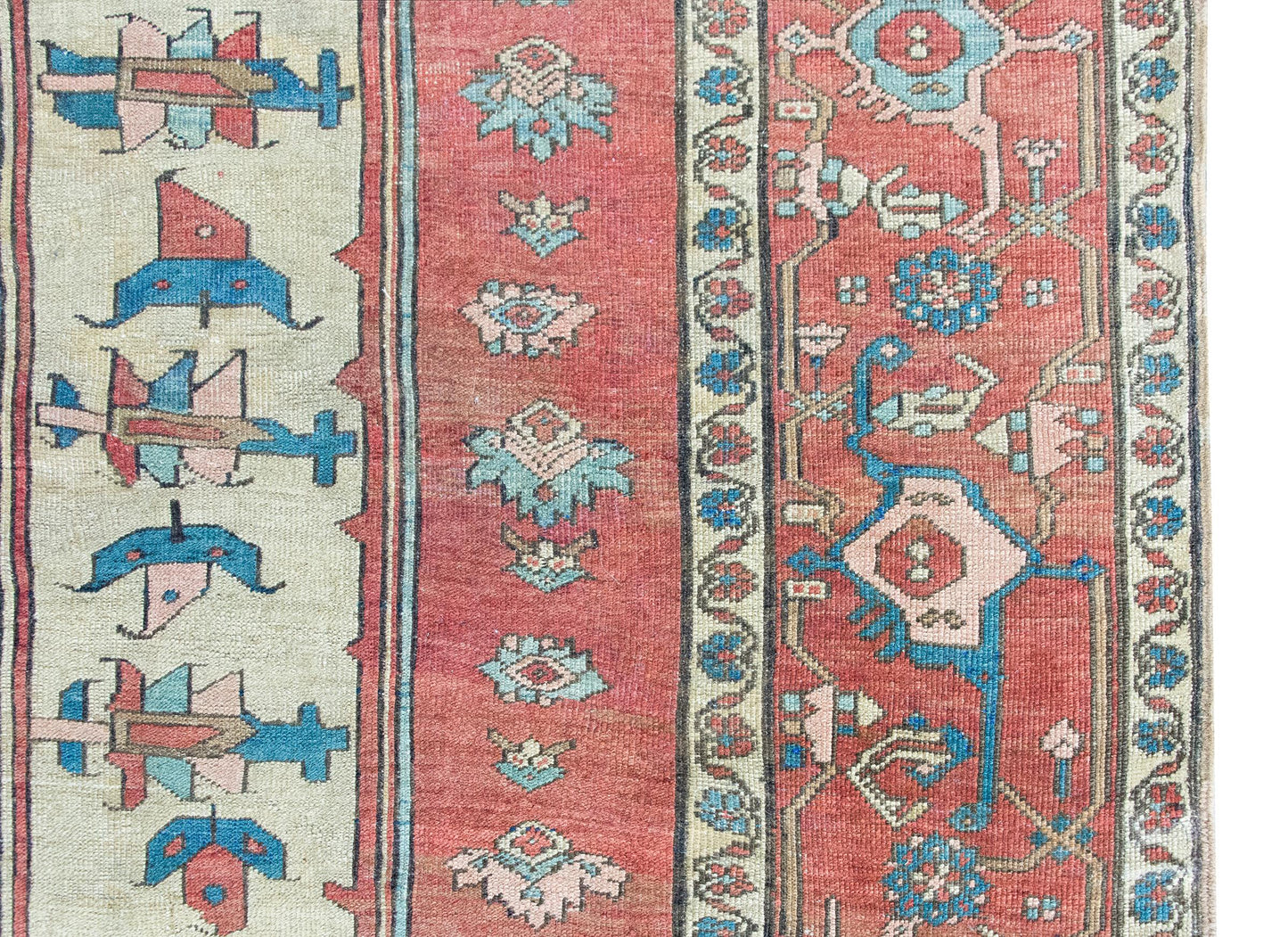 Late 19th Century Persian Serapi Rug For Sale