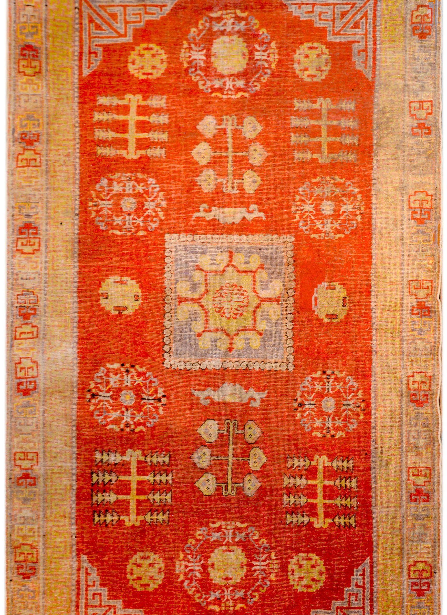 Beautiful Early 20th Century Central Asian Khotan Rug For Sale