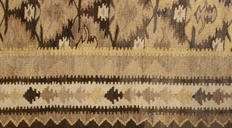 Early 20th Century Qazvin Kilim Rug For Sale