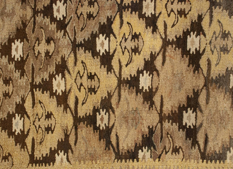 Early 20th Century Qazvin Kilim Rug For Sale