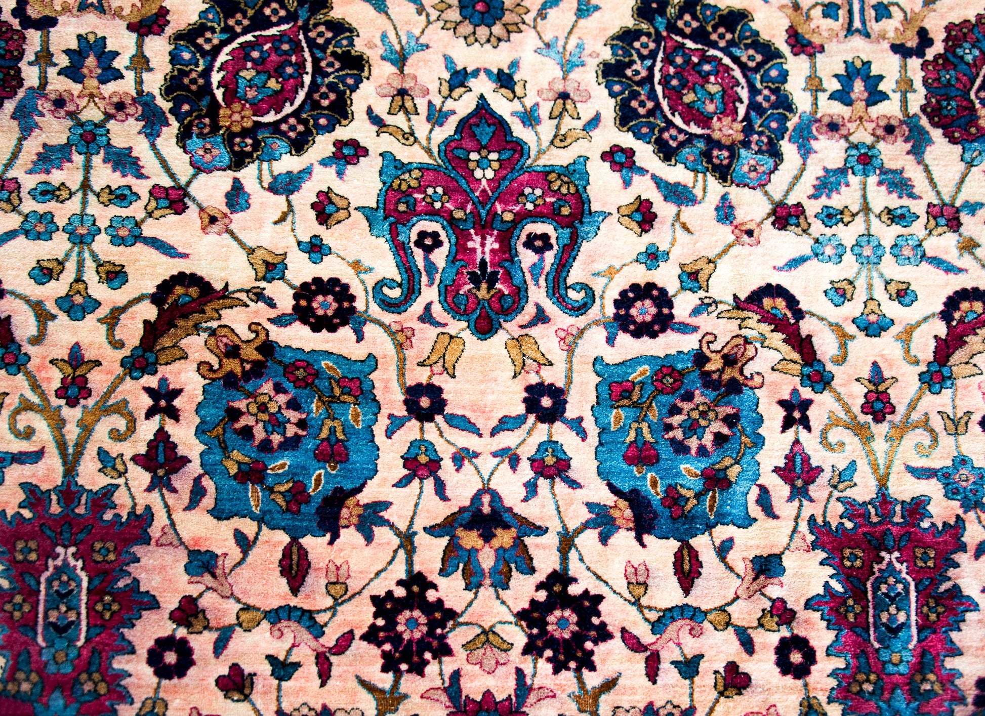 Early 20th Century Persian Yazd Rug For Sale
