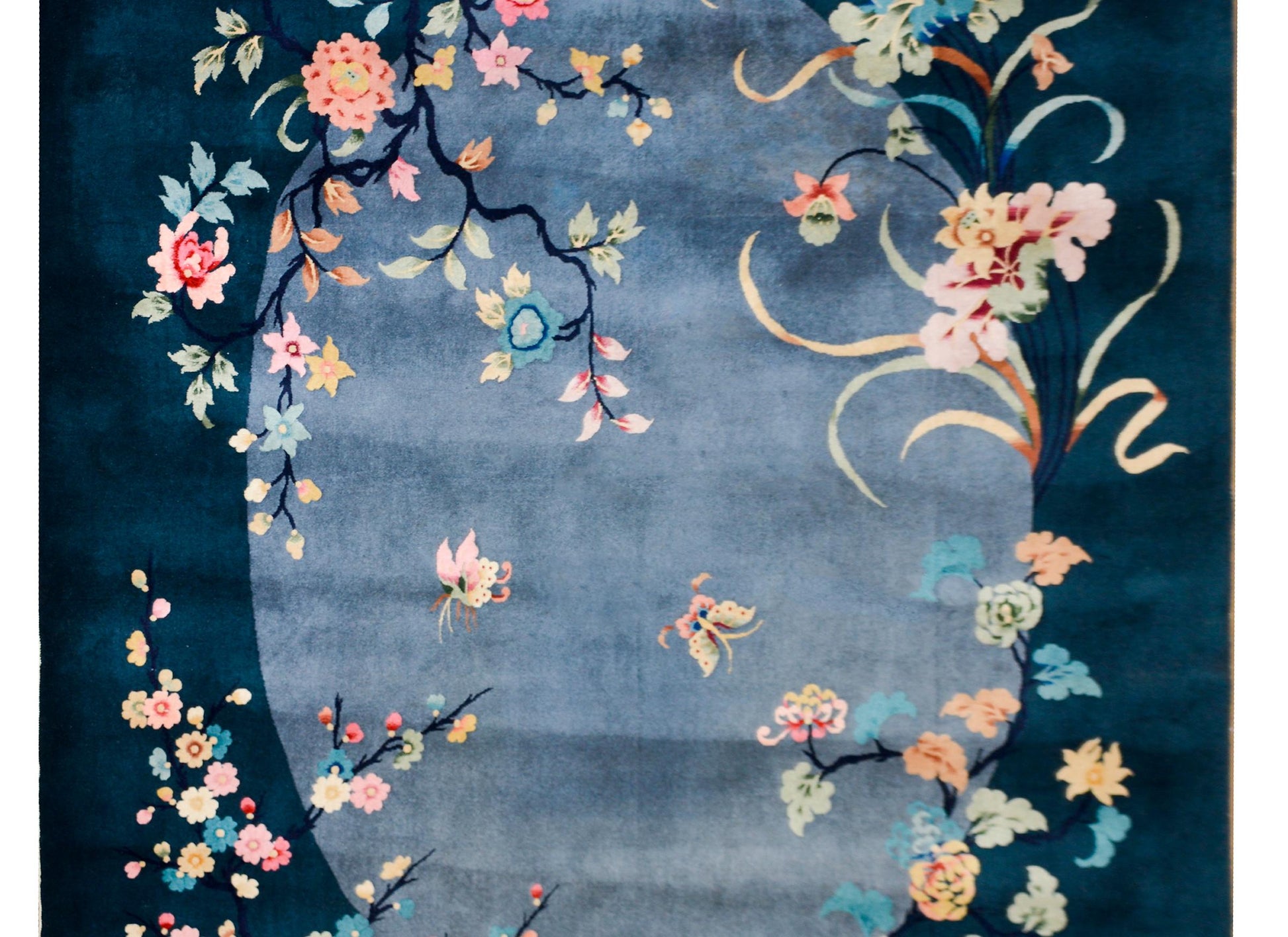 Early 20th Century Chinese Art Deco Rug For Sale