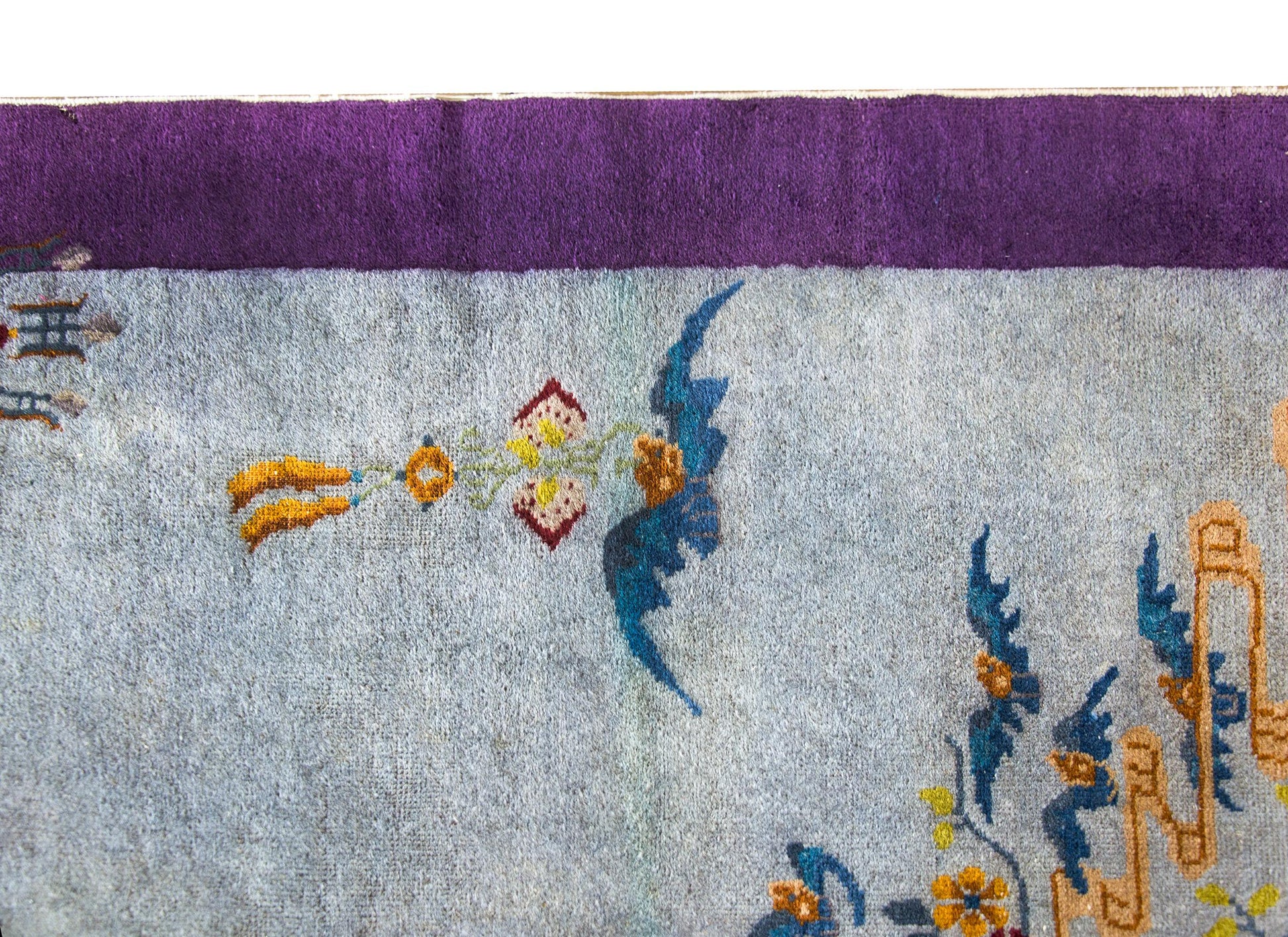 Early 20th Century Chinese Art Deco Rug For Sale