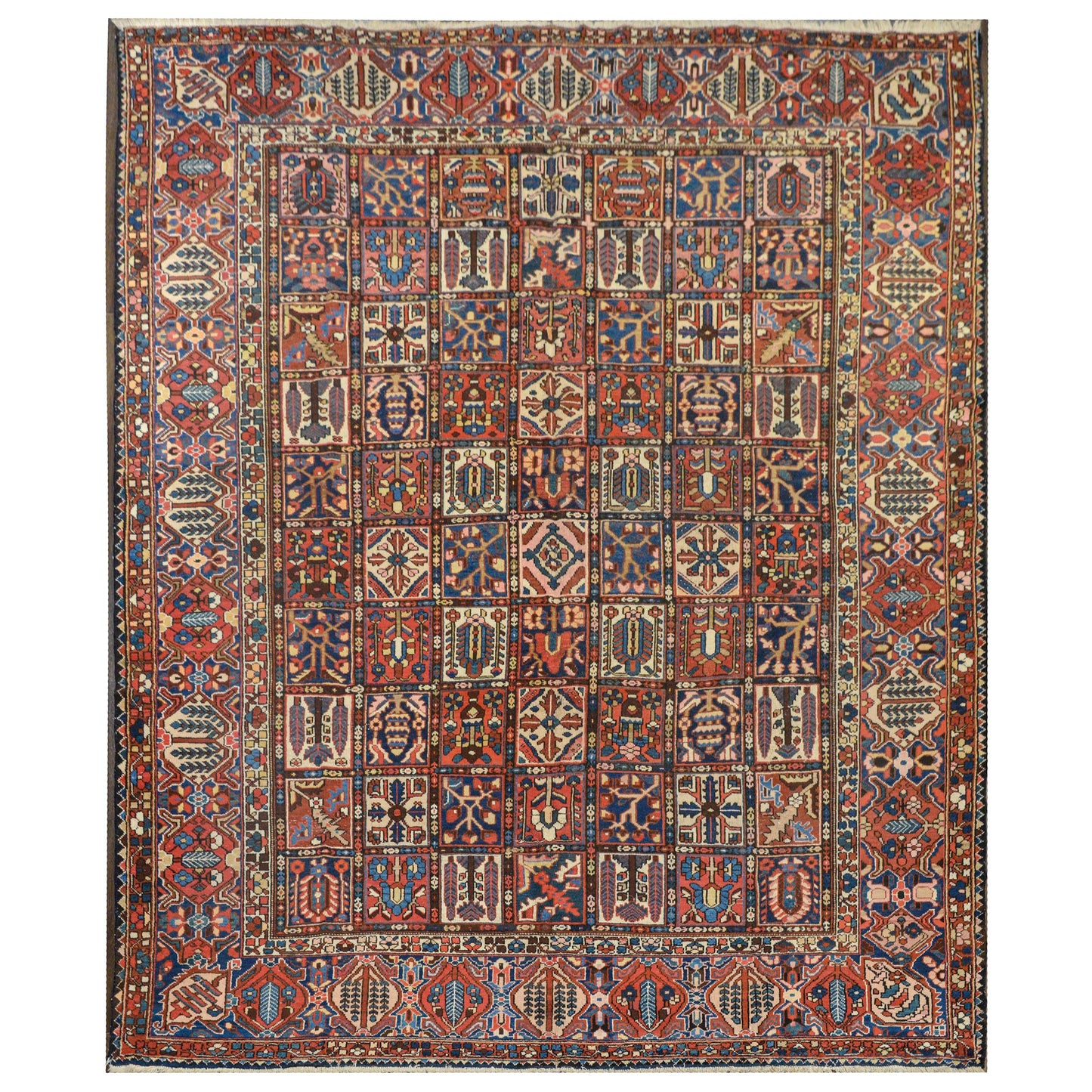 Wonderful Early 20th Century Bakhtiari Rug For Sale