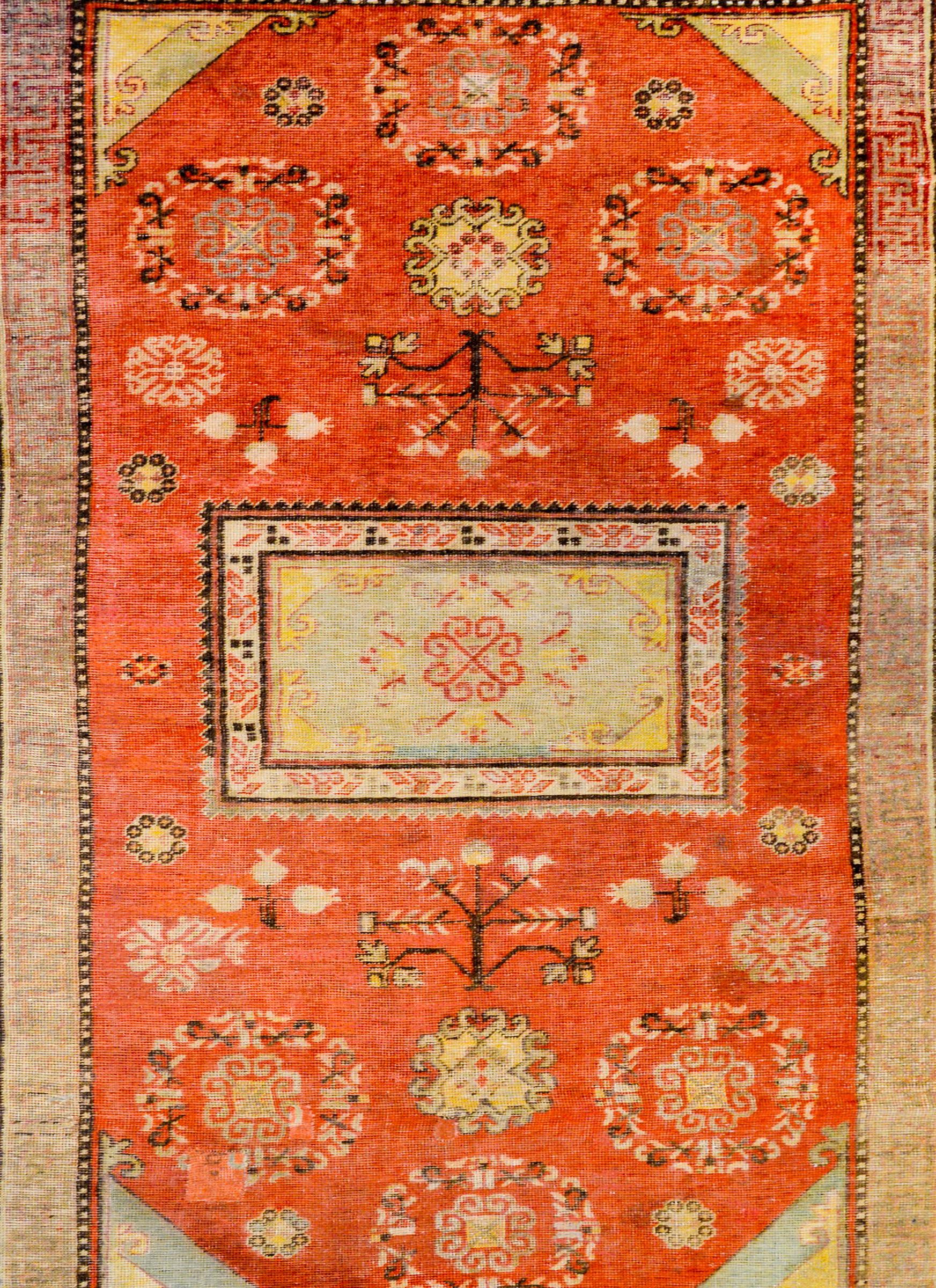 Beautiful Early 20th Century Central Asian Khotan Rug For Sale