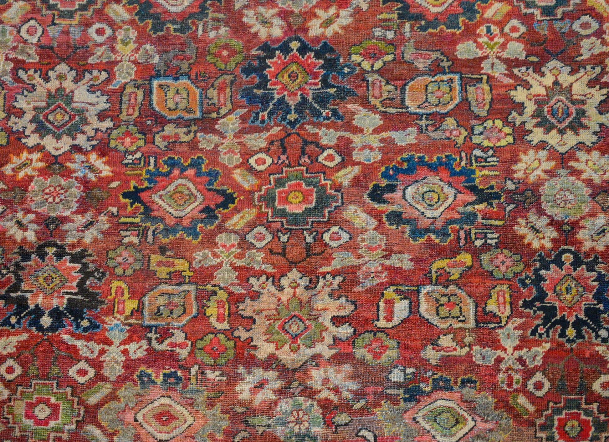 Outstanding Early 20th Century Mahal Rug For Sale