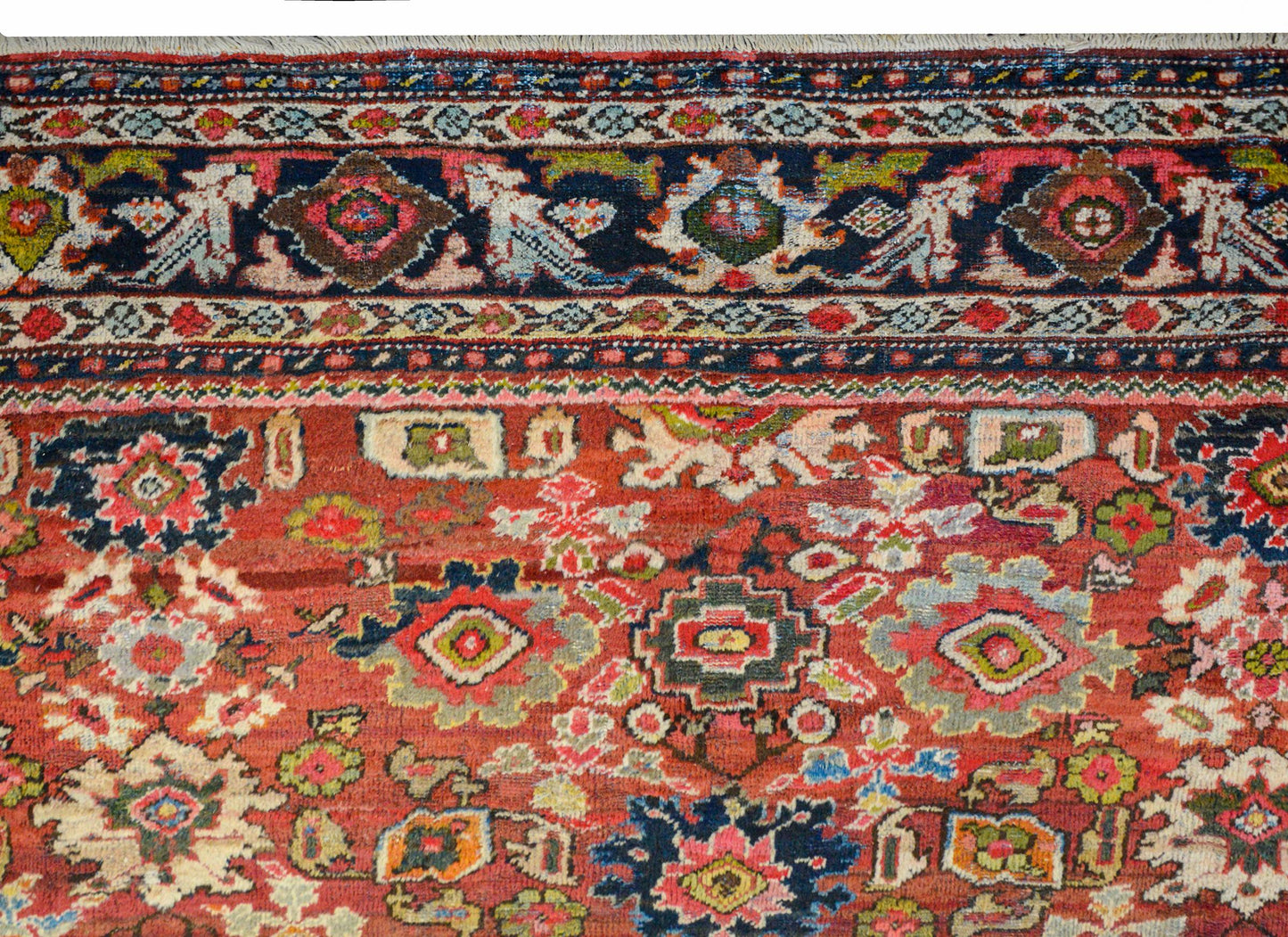 Outstanding Early 20th Century Mahal Rug For Sale
