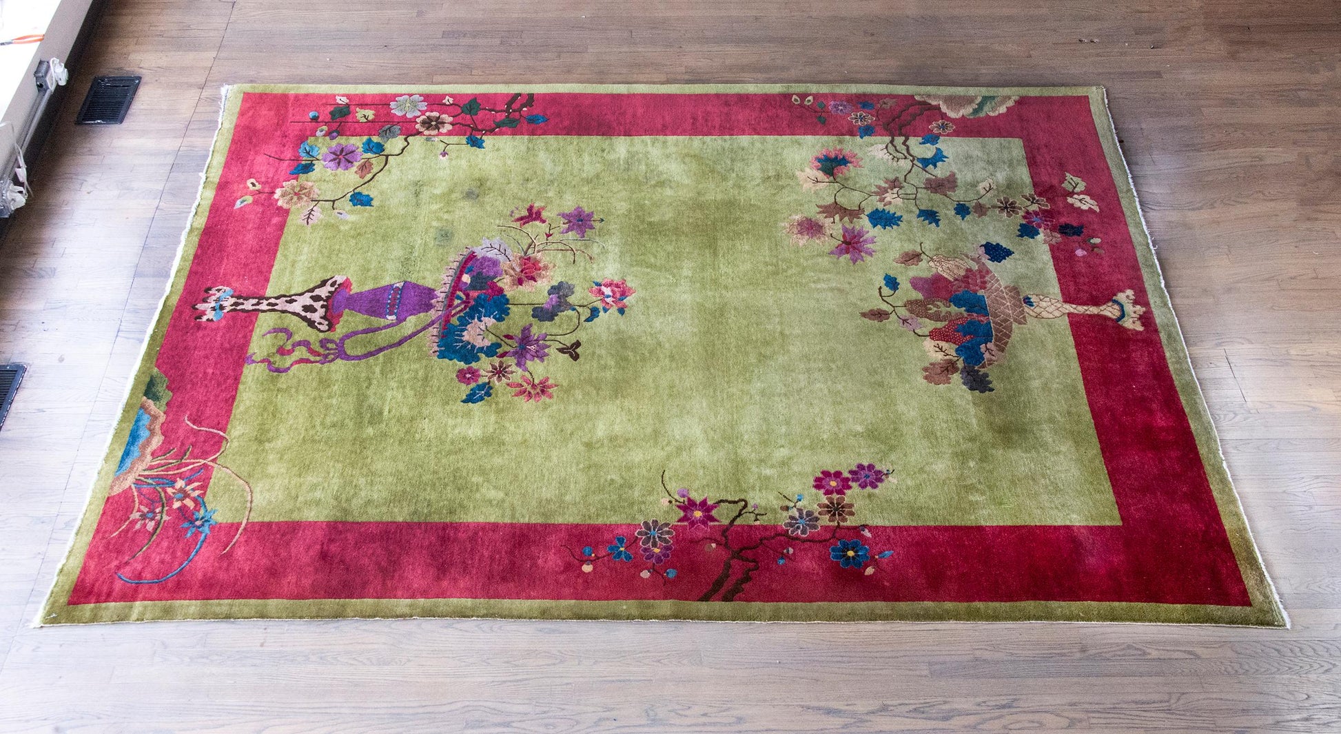 Early 20th Century Chinese Art Deco Rug For Sale