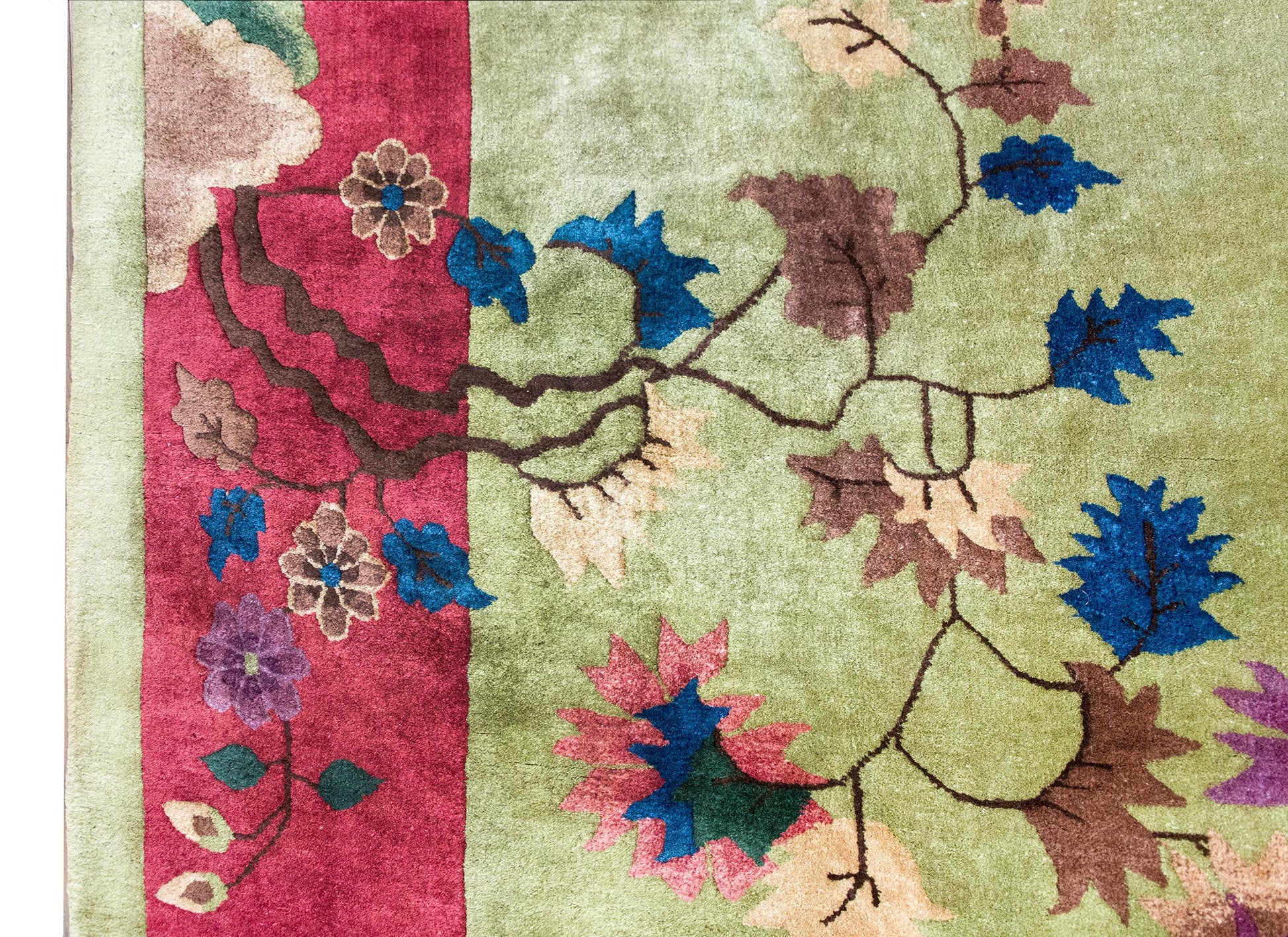 Early 20th Century Chinese Art Deco Rug For Sale