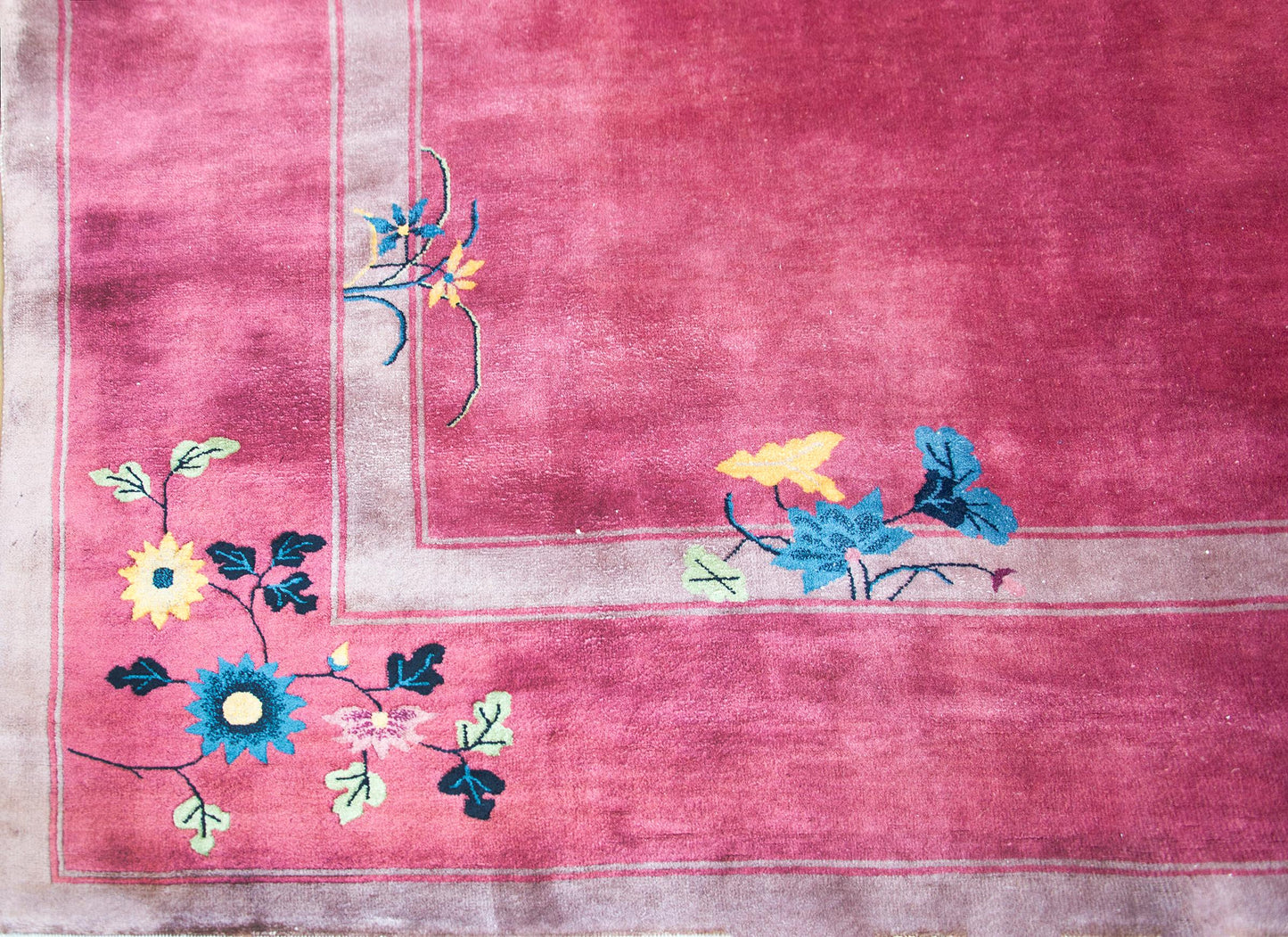 Early 20th Century Chinese Art Deco Rug For Sale