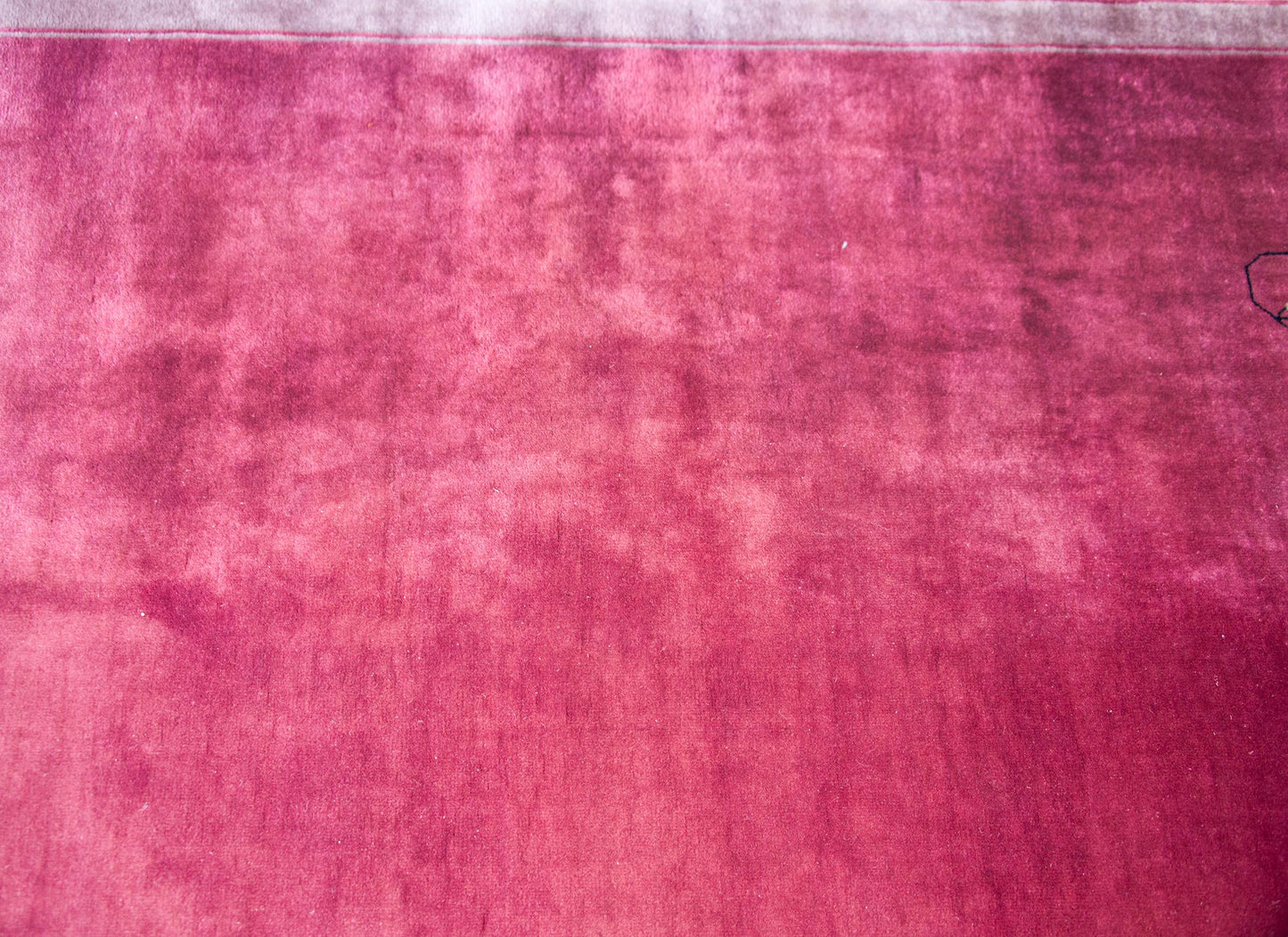 Early 20th Century Chinese Art Deco Rug For Sale