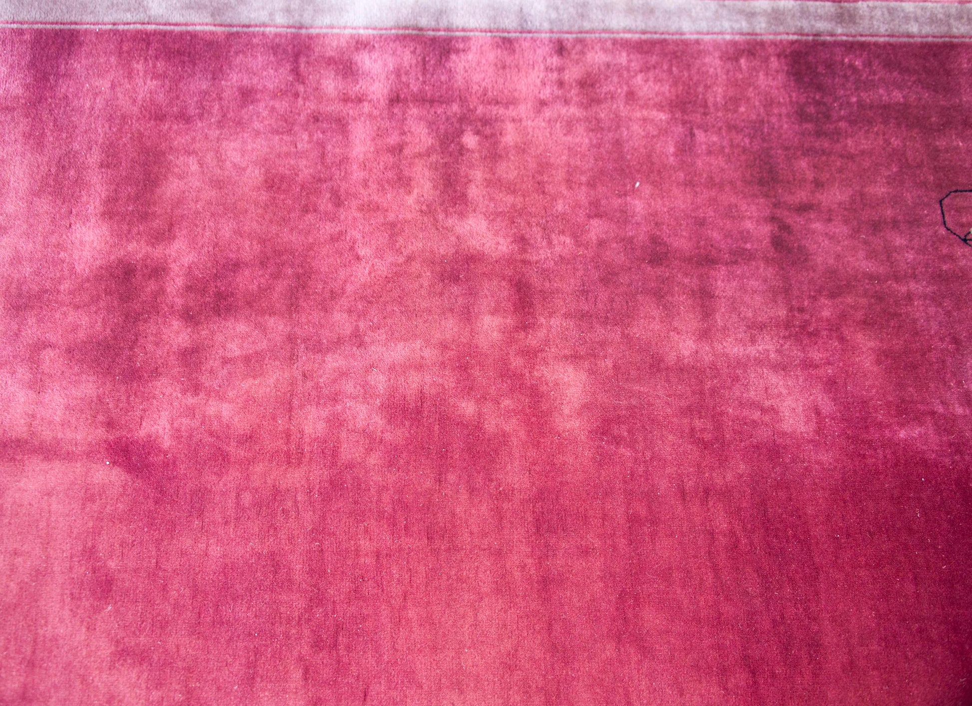 Early 20th Century Chinese Art Deco Rug For Sale