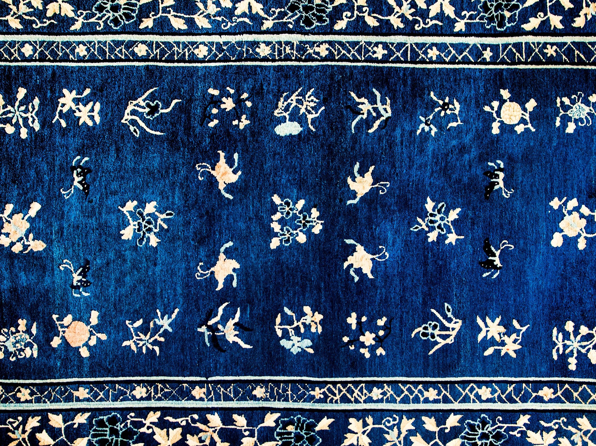 Early 20th Century Chinese Peking Rug For Sale