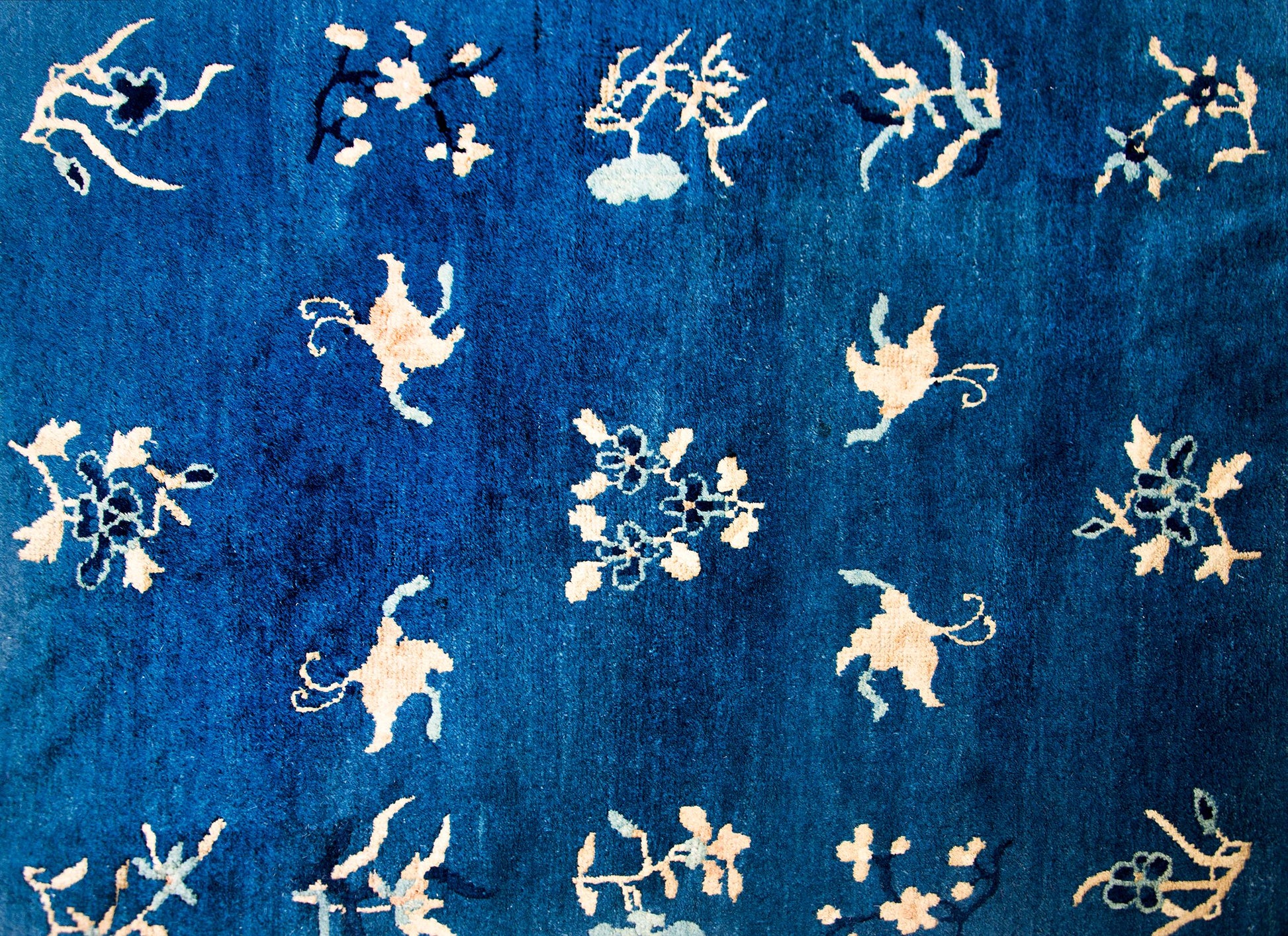 Early 20th Century Chinese Peking Rug For Sale