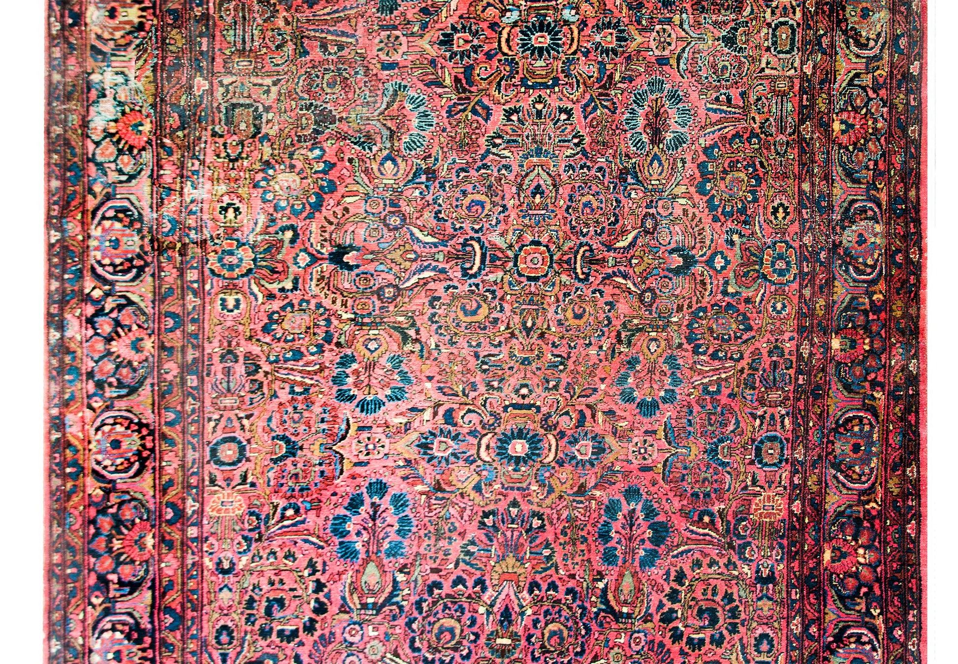 Early 20th Century Persian Dargazin Rug For Sale