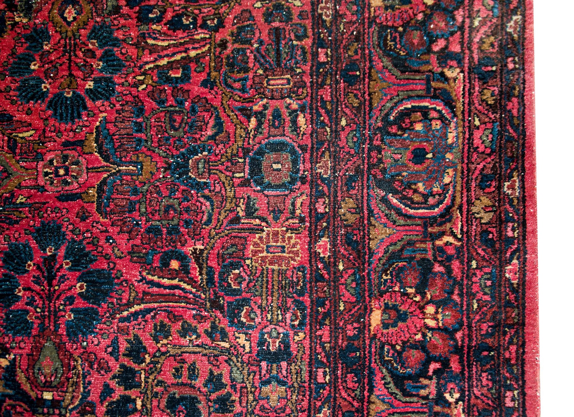 Early 20th Century Persian Dargazin Rug For Sale