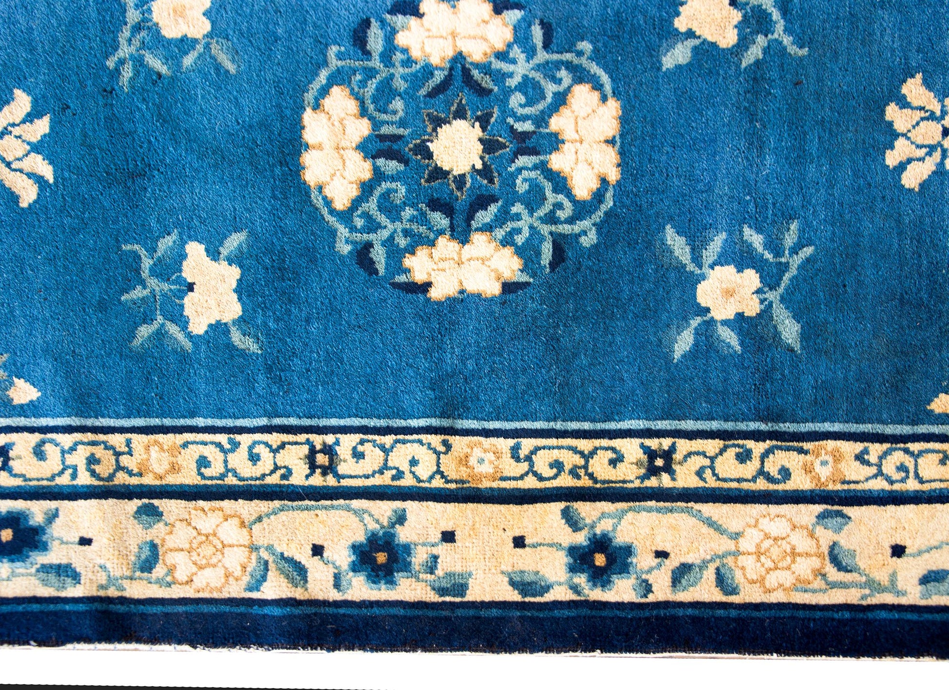 Early 20th Century Chinese Peking Rug For Sale