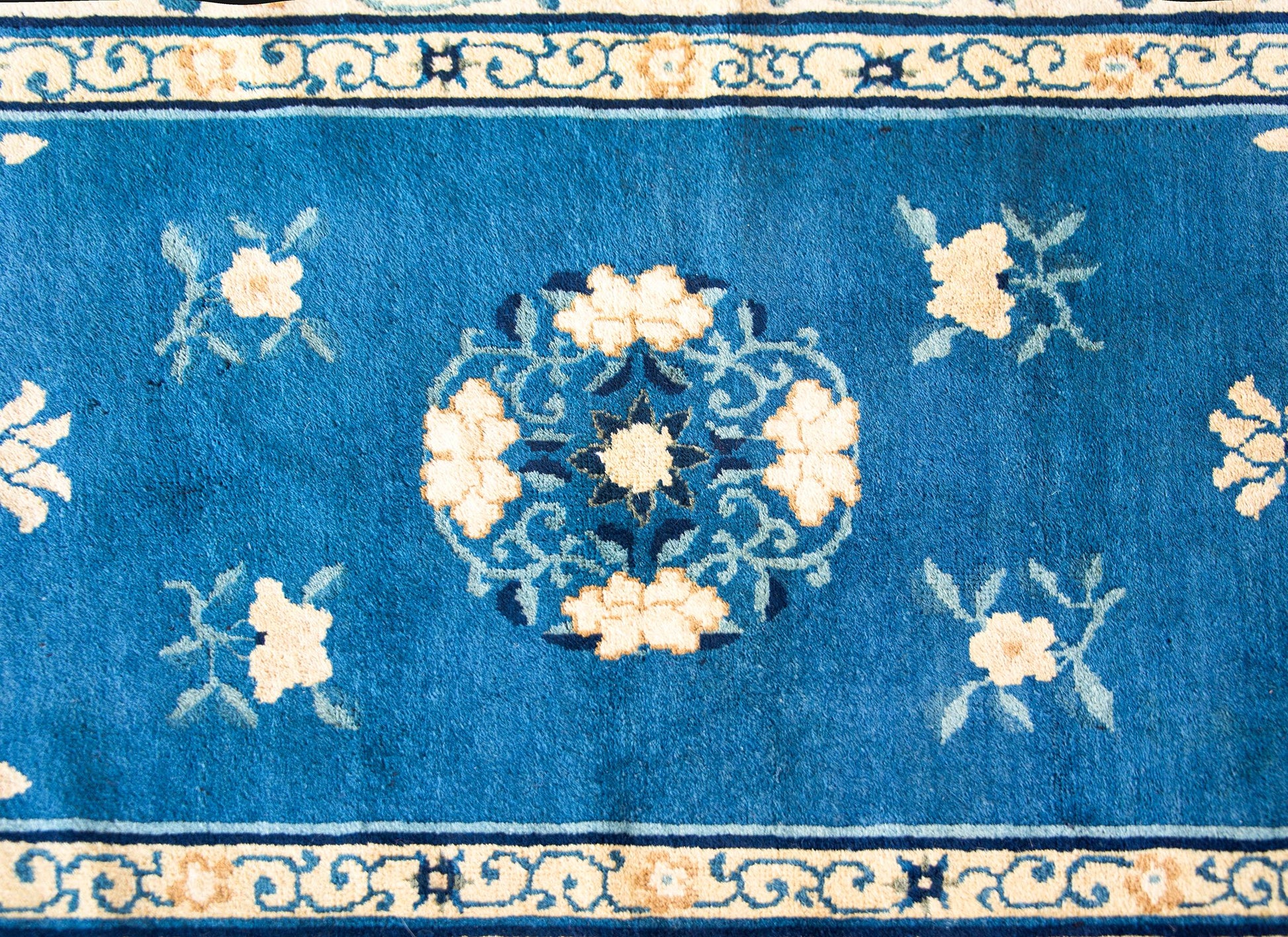 Early 20th Century Chinese Peking Rug For Sale