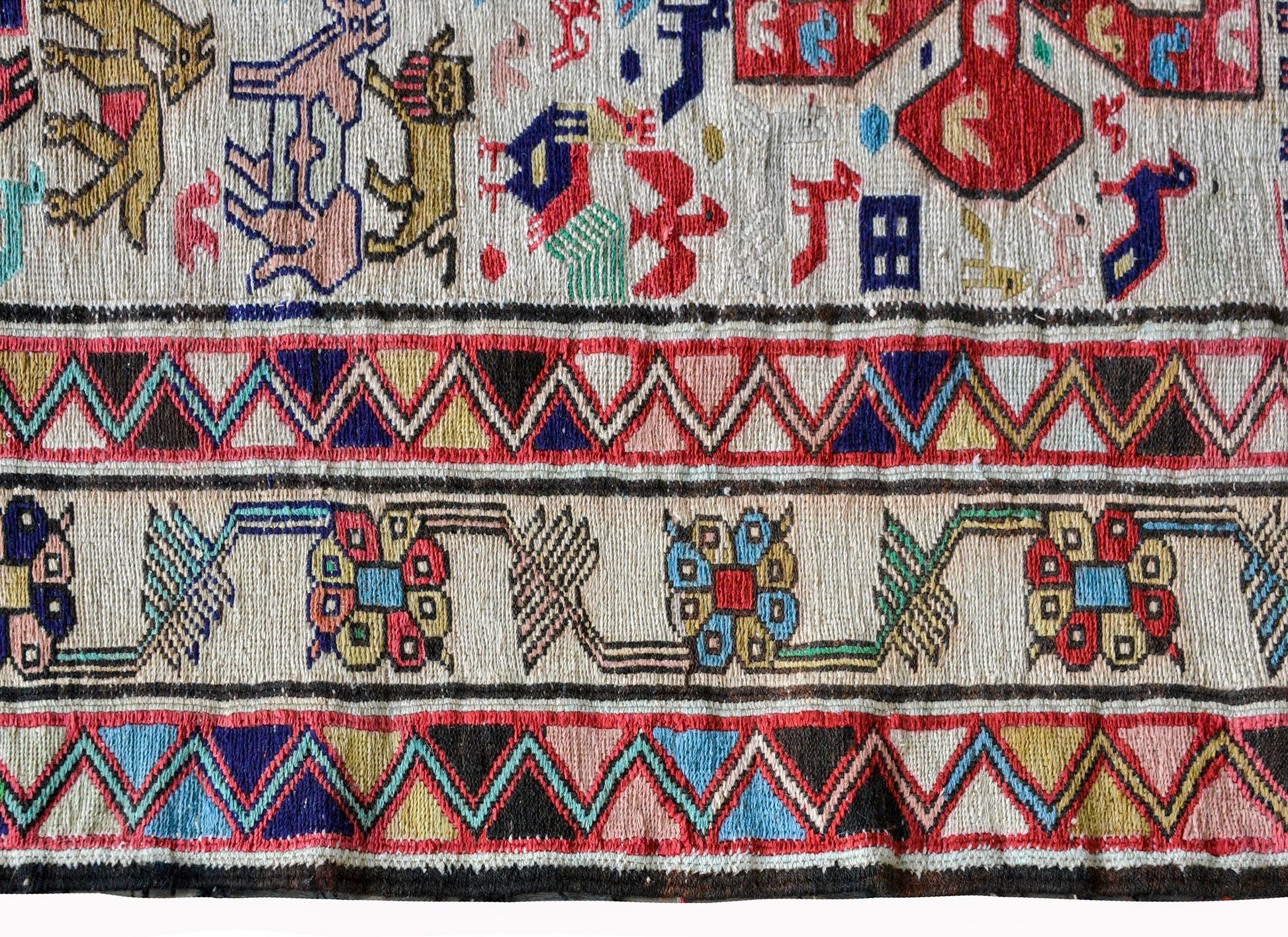 Gorgeous Vintage Soumak Rug For Sale