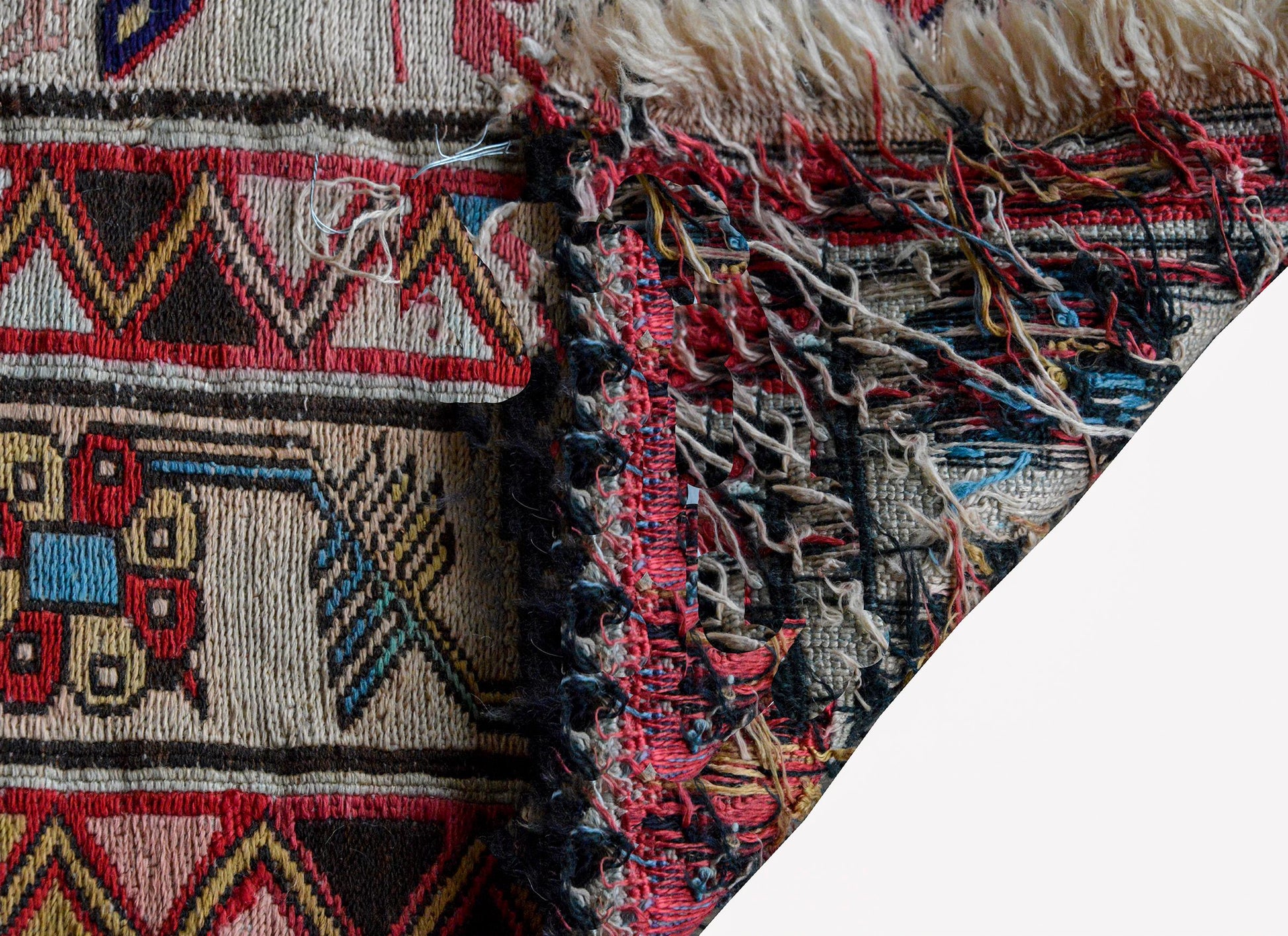 Gorgeous Vintage Soumak Rug For Sale