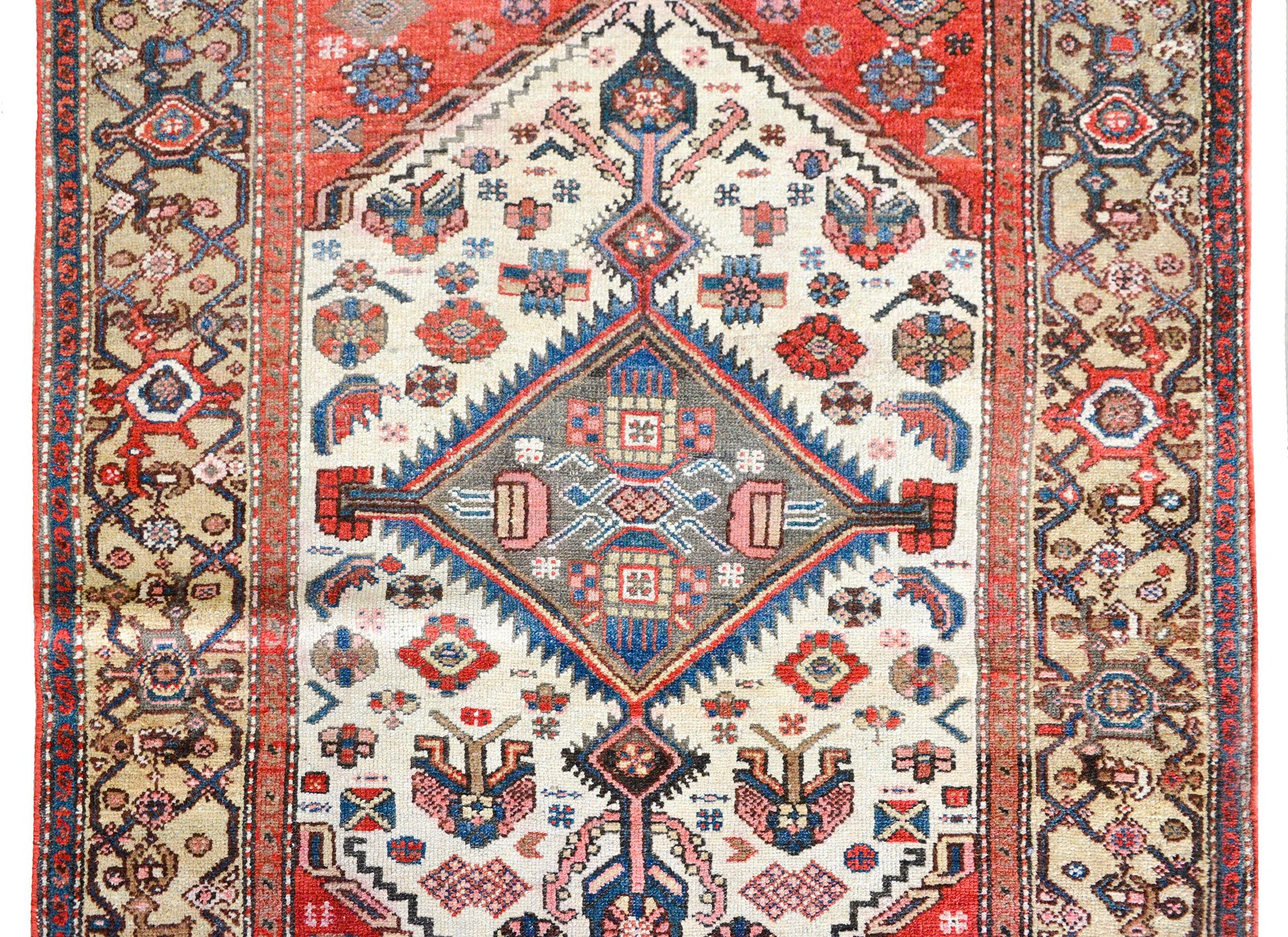 Early 20th Century Bakhtiari Rug For Sale