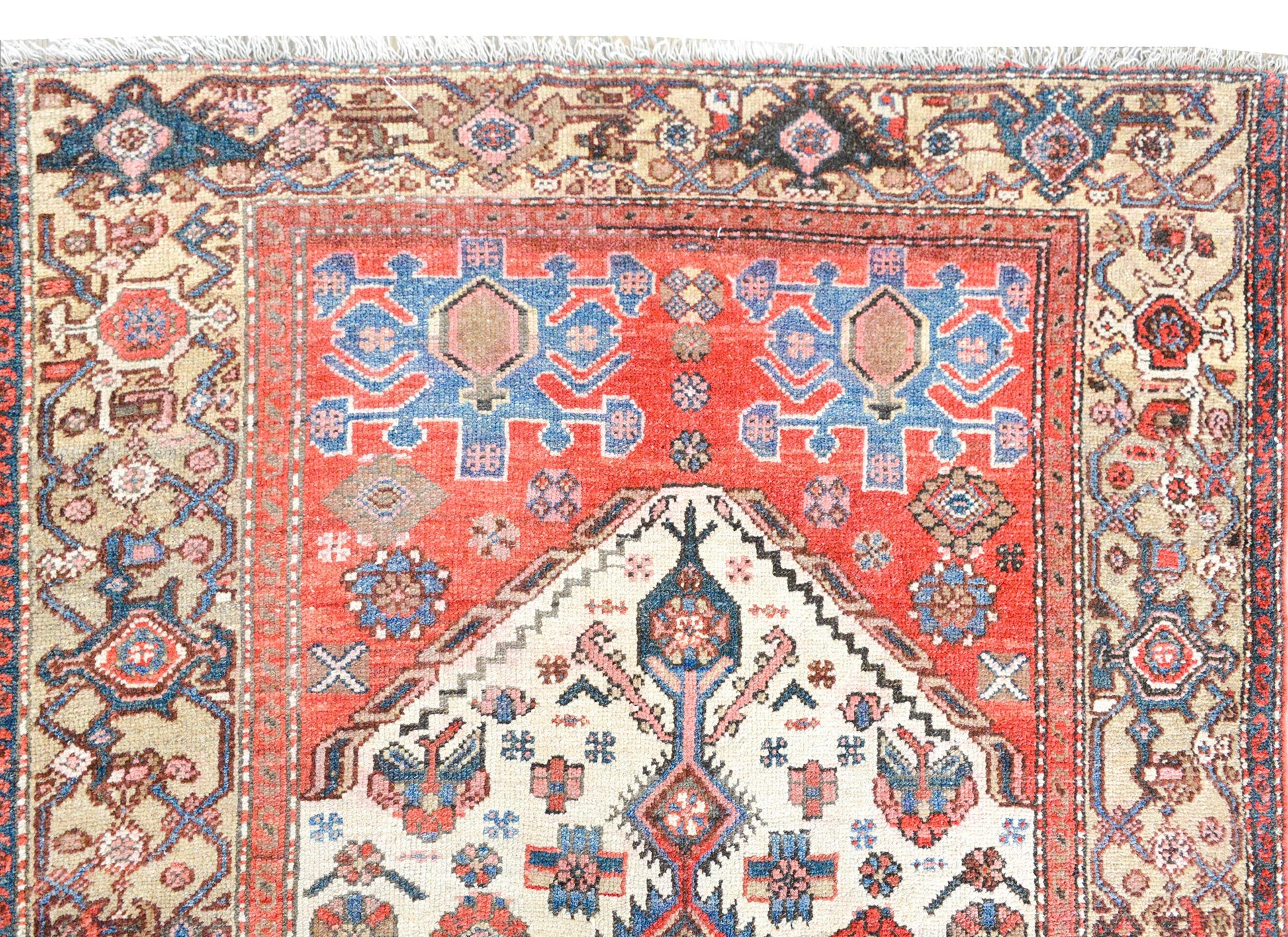 Early 20th Century Bakhtiari Rug For Sale