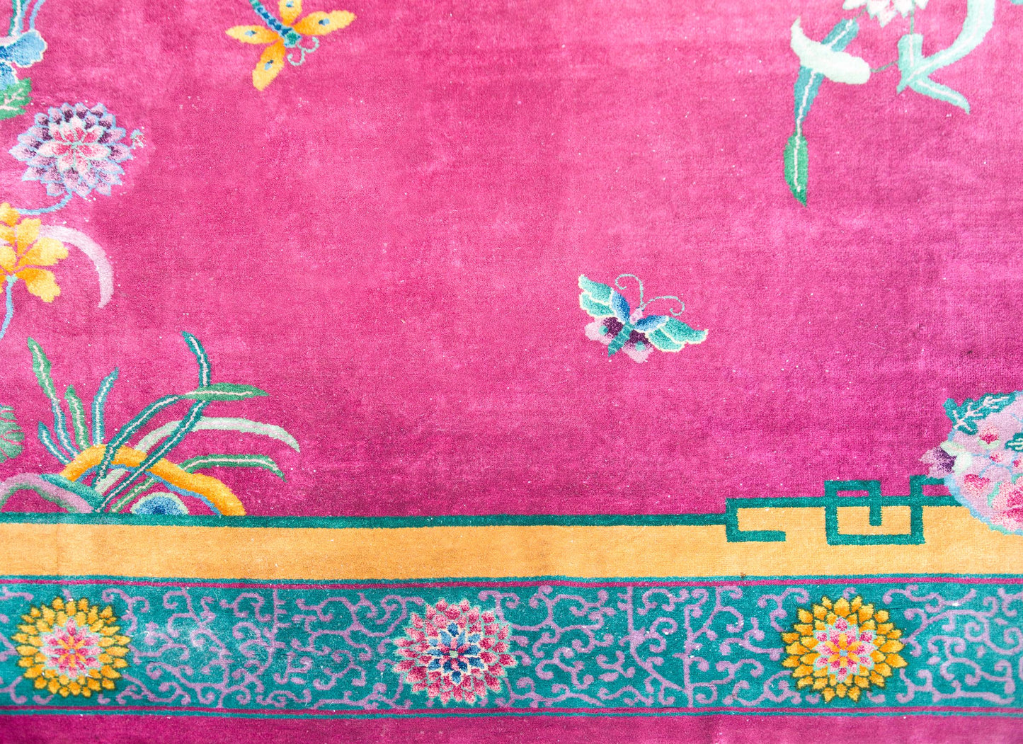 Early 20th Century Chinese Art Deco Rug For Sale