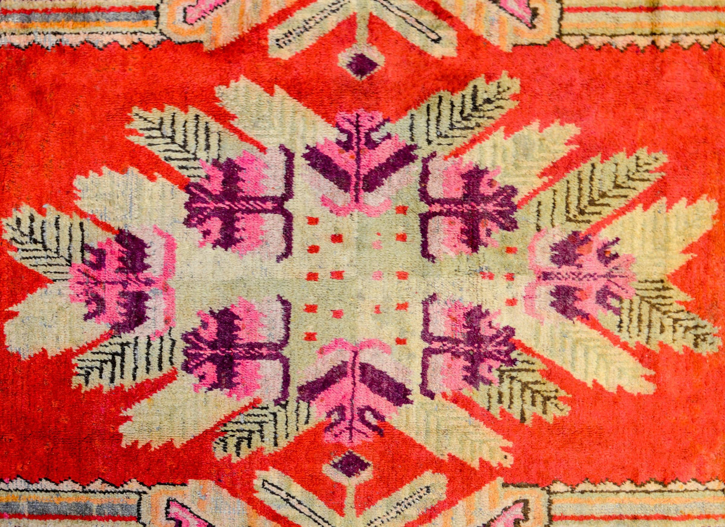 Fantastic Early 20th Century Samarkand Rug For Sale