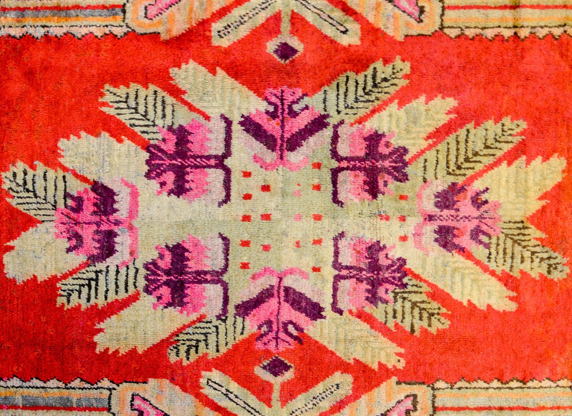 Fantastic Early 20th Century Samarkand Rug For Sale