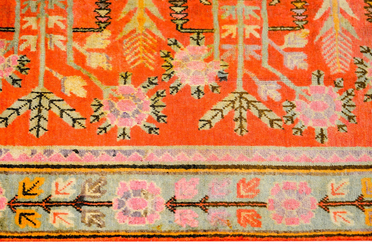 Wonderful Early 20th Century Pictorial Khotan Rug For Sale