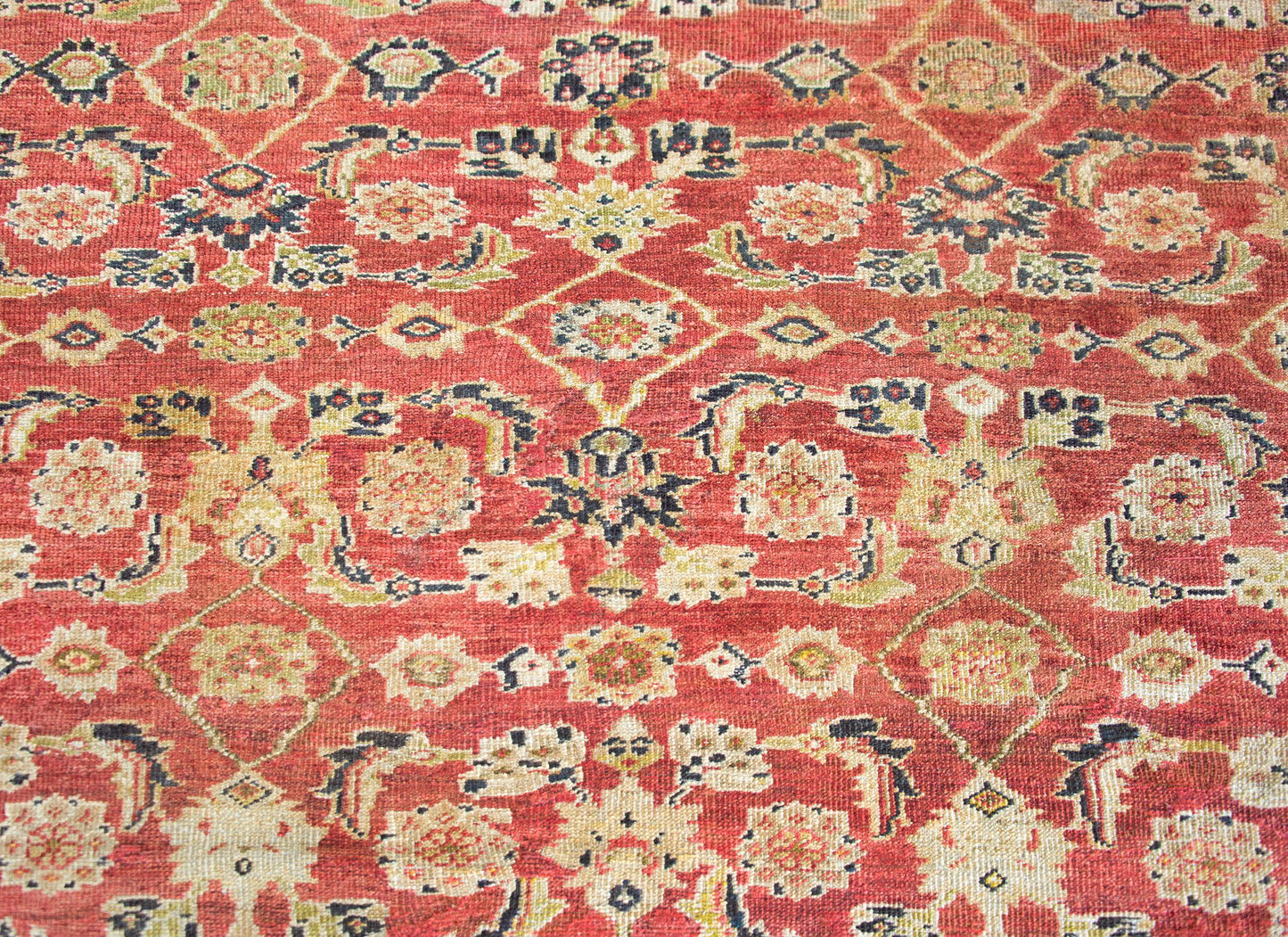Early 20th Century Persian Sultanabad Rug For Sale